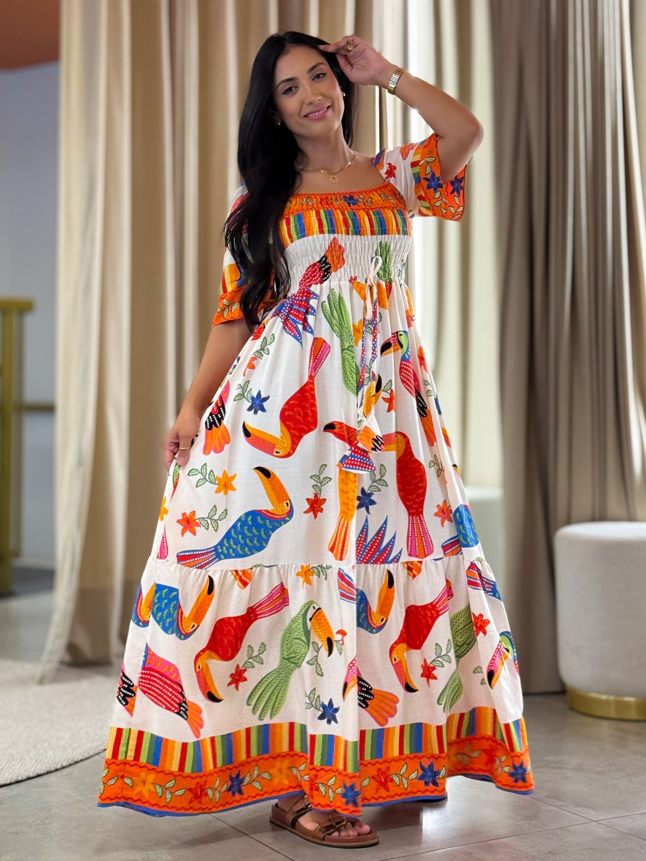 Vestido Paloma Estampado Branco Tucano - Por Katia Vilar Moda Clássica 