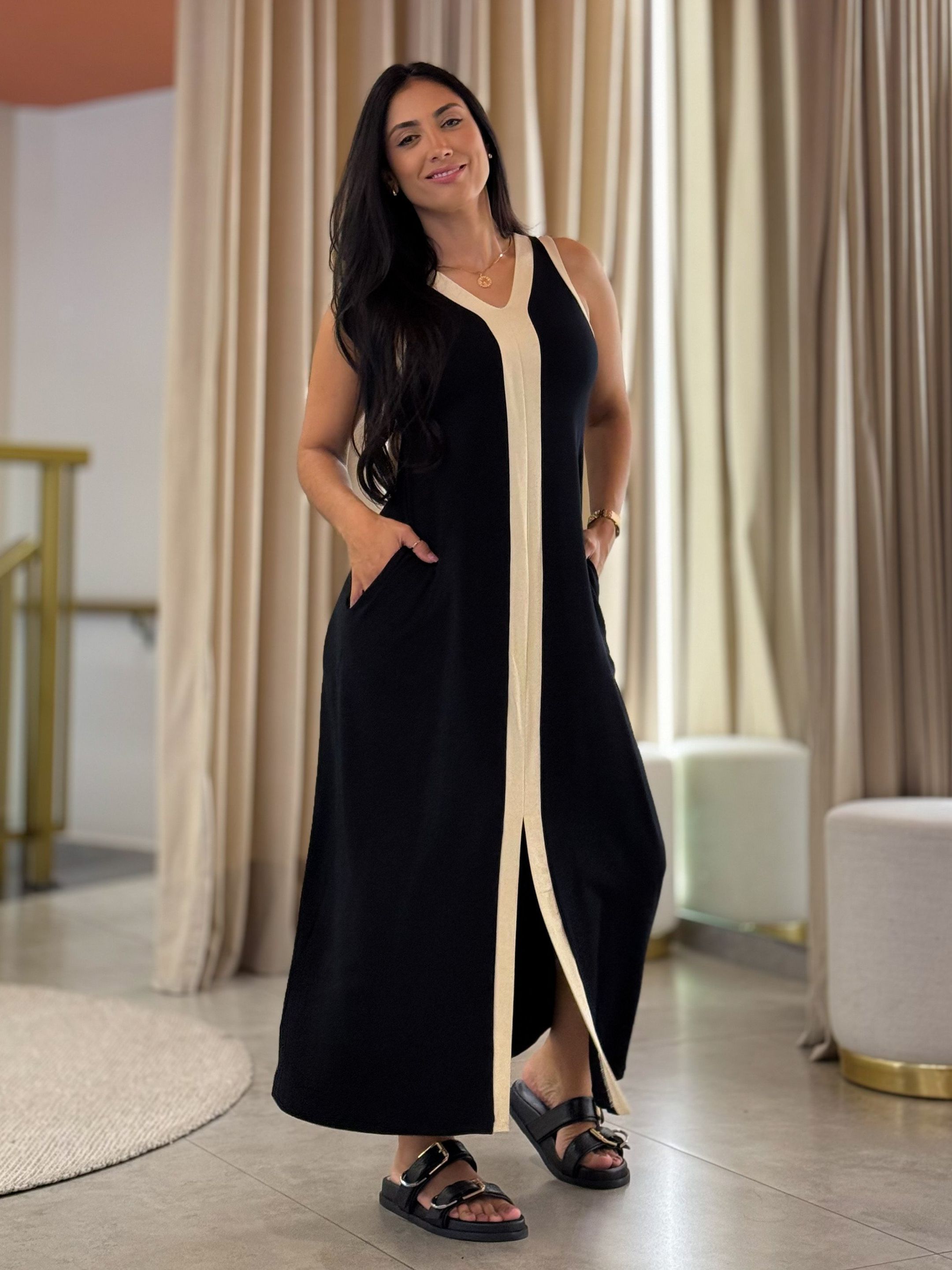 Vestido Tamara Preto E Creme - Por Katia Vilar Moda Clássica 