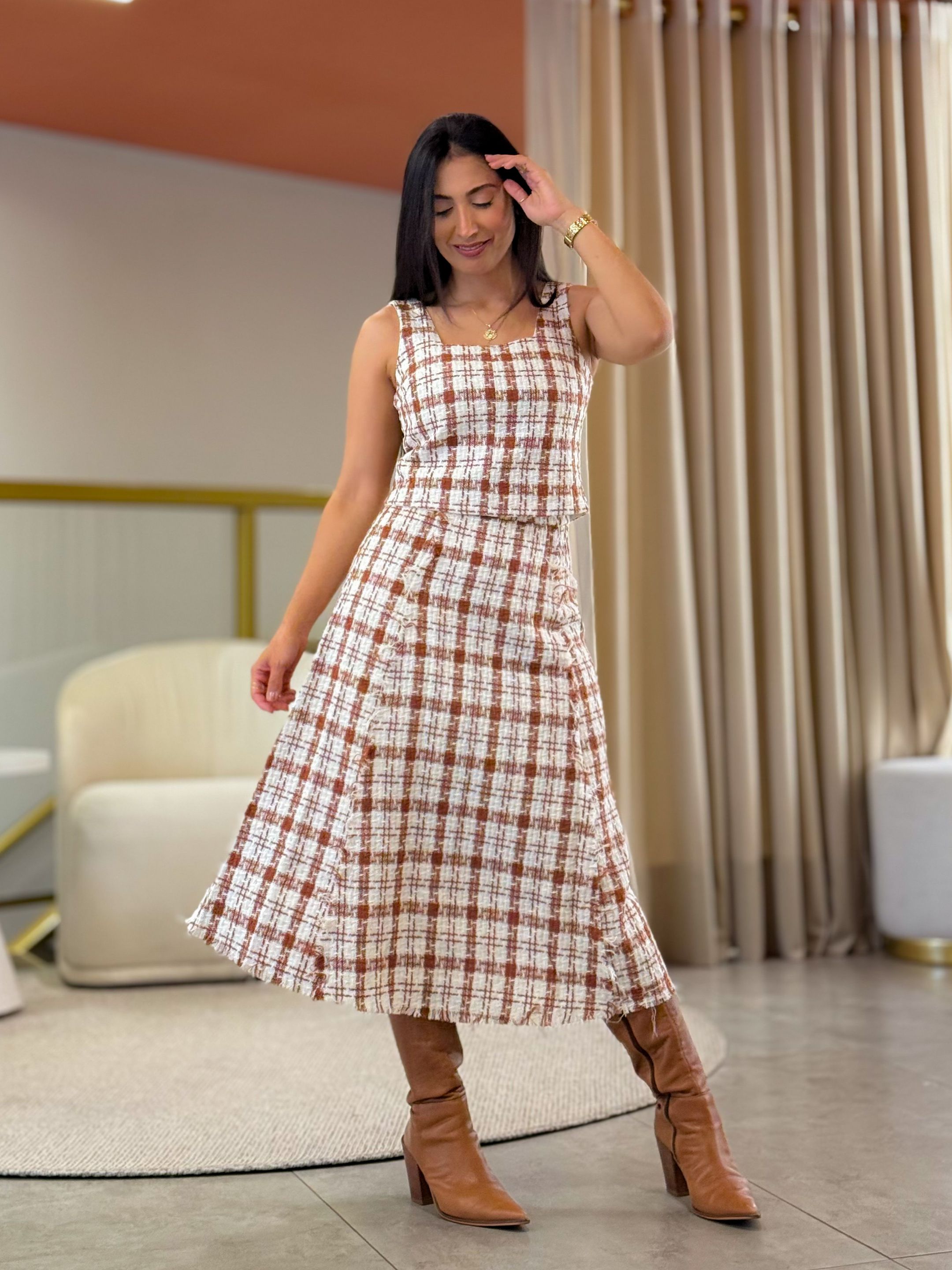 Conjunto Clara Caramelo E Off White
