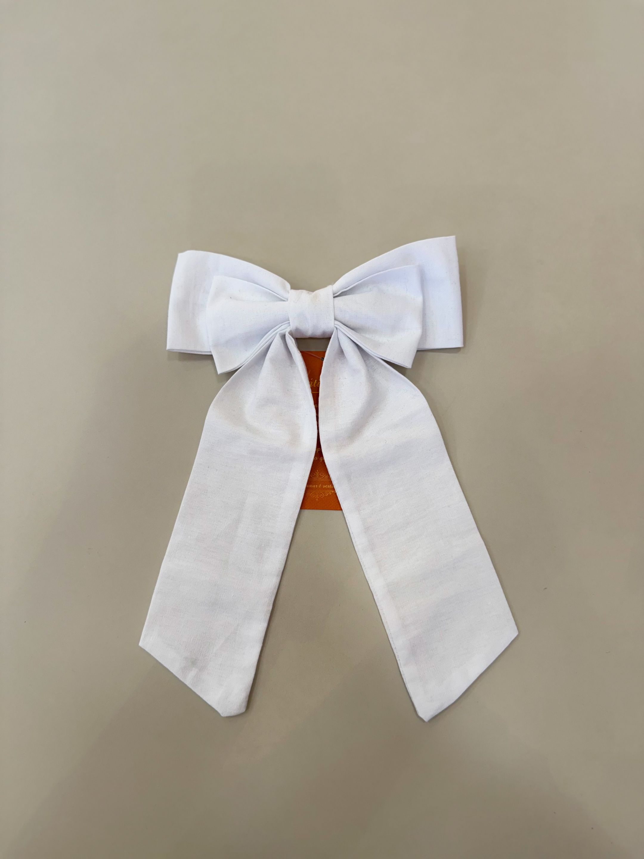 Laço De Luxo Branco - Por Katia Vilar Moda Clássica 