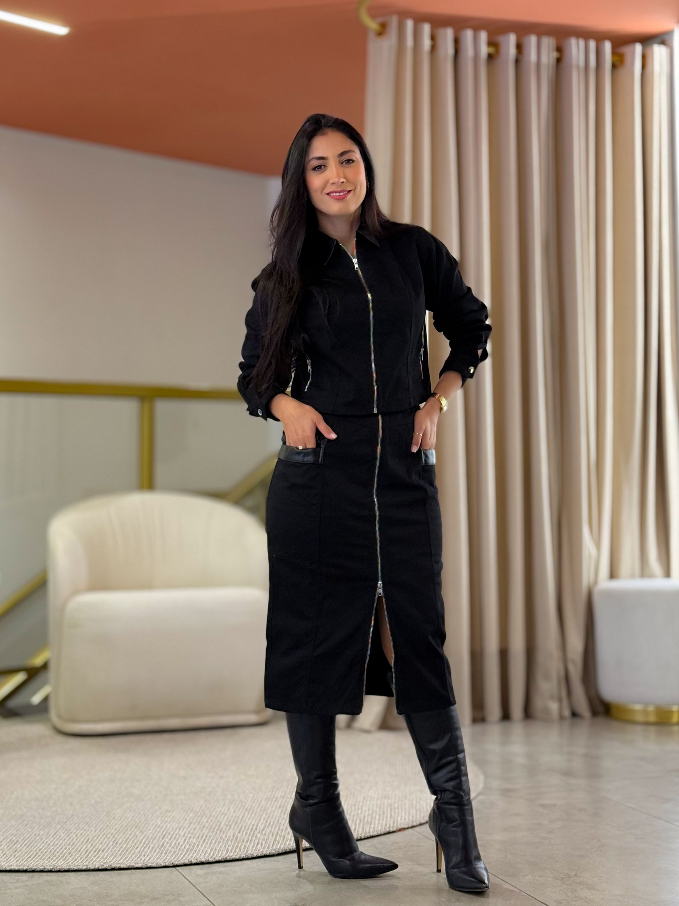 Conjunto Romana Preto