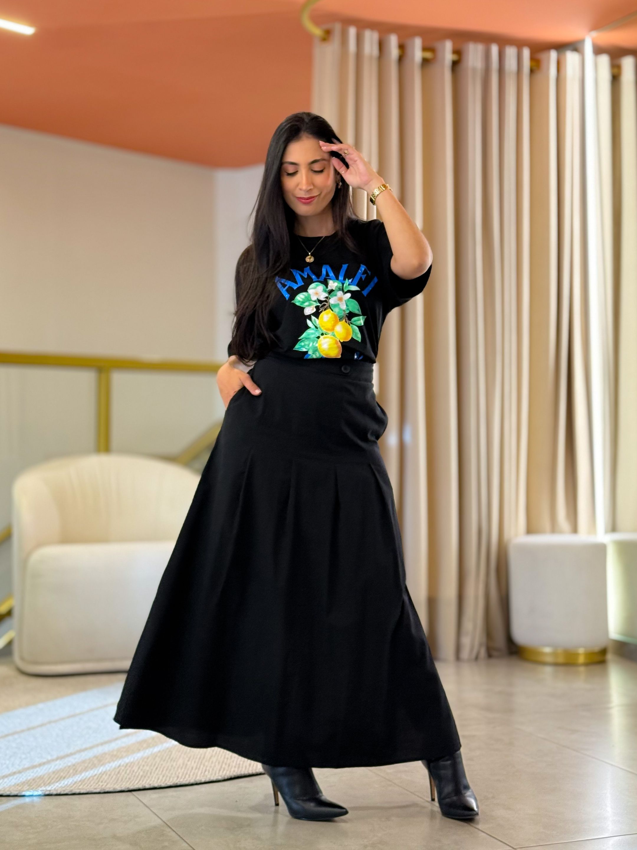 Saia Beatriz Preto - Por Katia Vilar Moda Clássica 