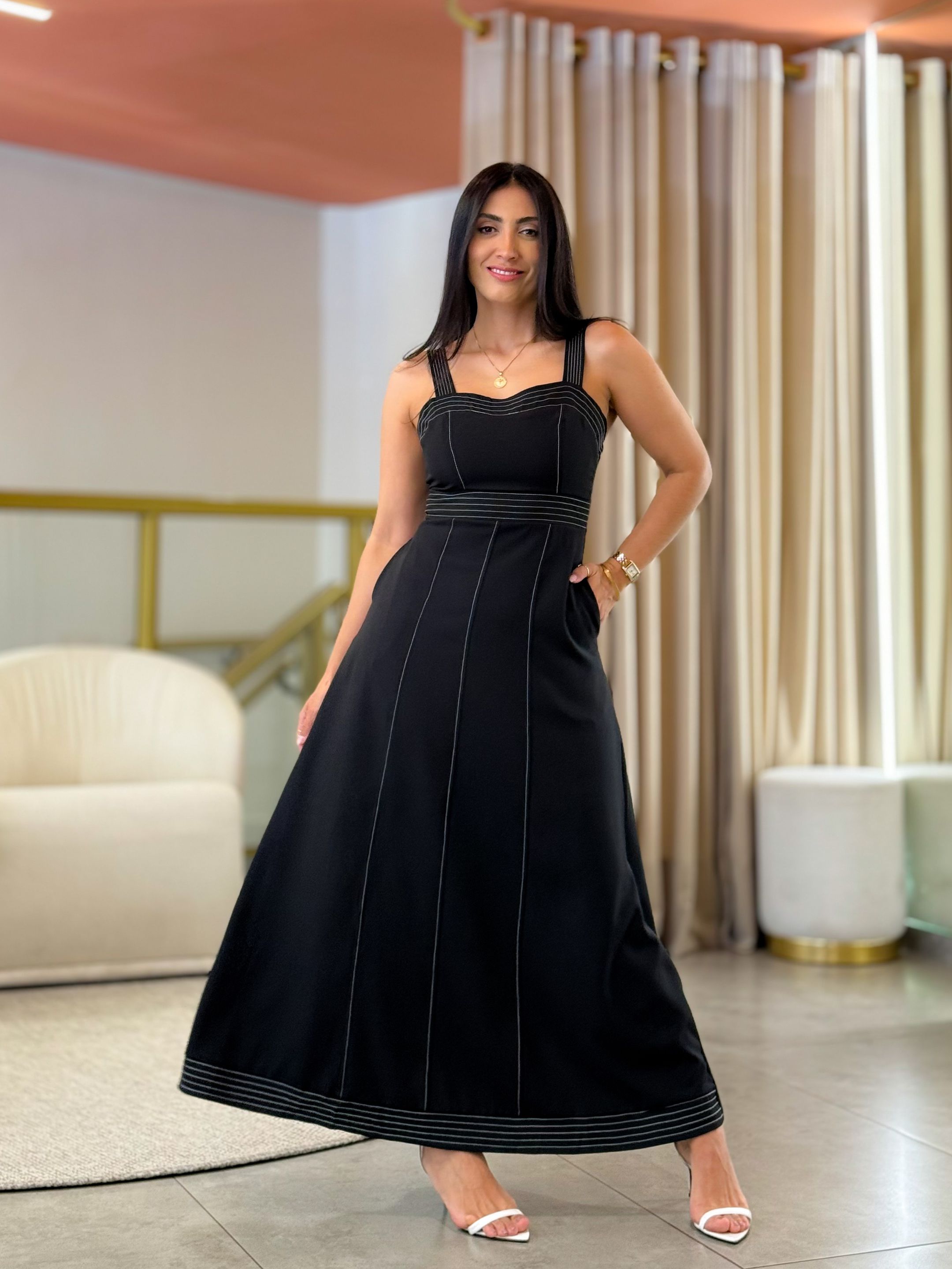 Vestido Naiara Preto