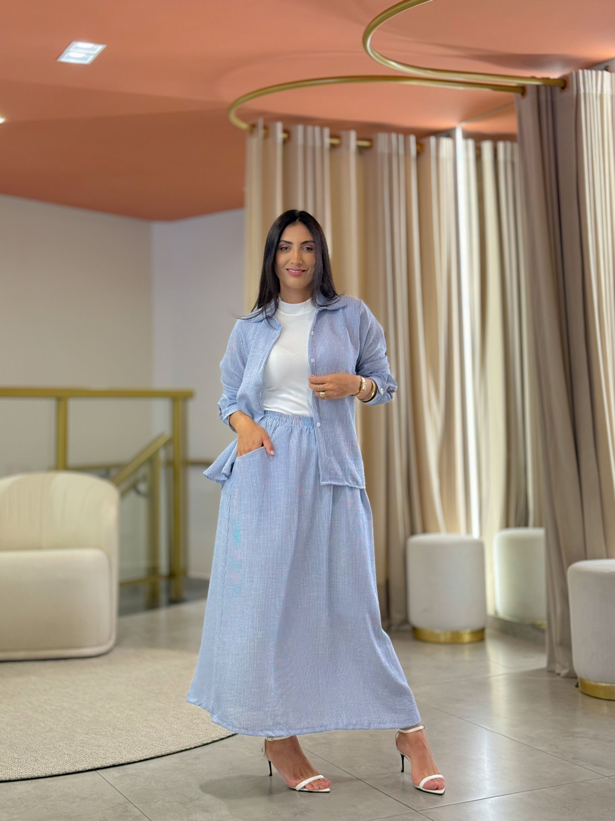 Conjunto Maria Flor Azul E Branco - Por Katia Vilar Moda Clássica 