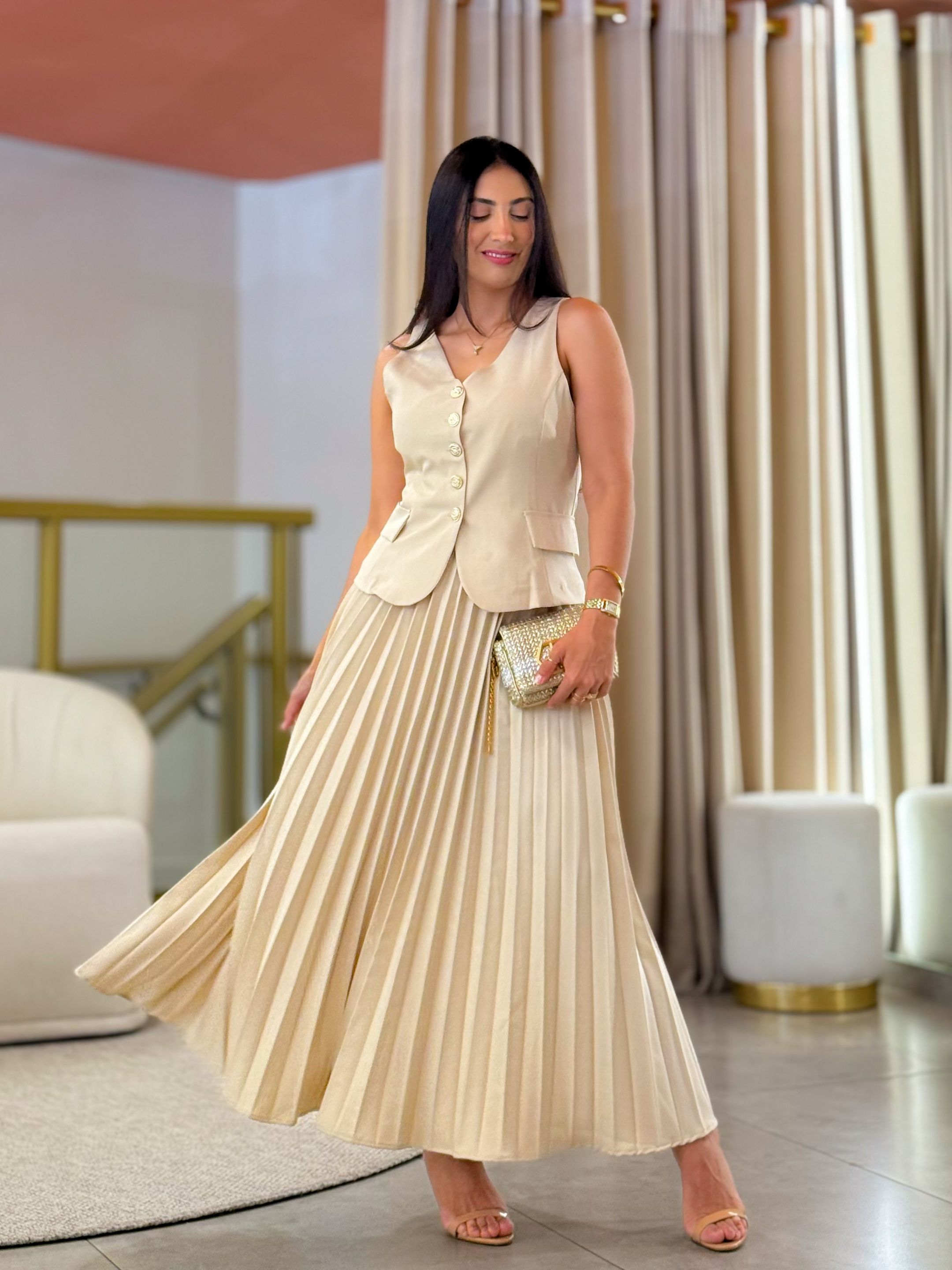 Conjunto Lara Nude - Por Katia Vilar Moda Clássica 