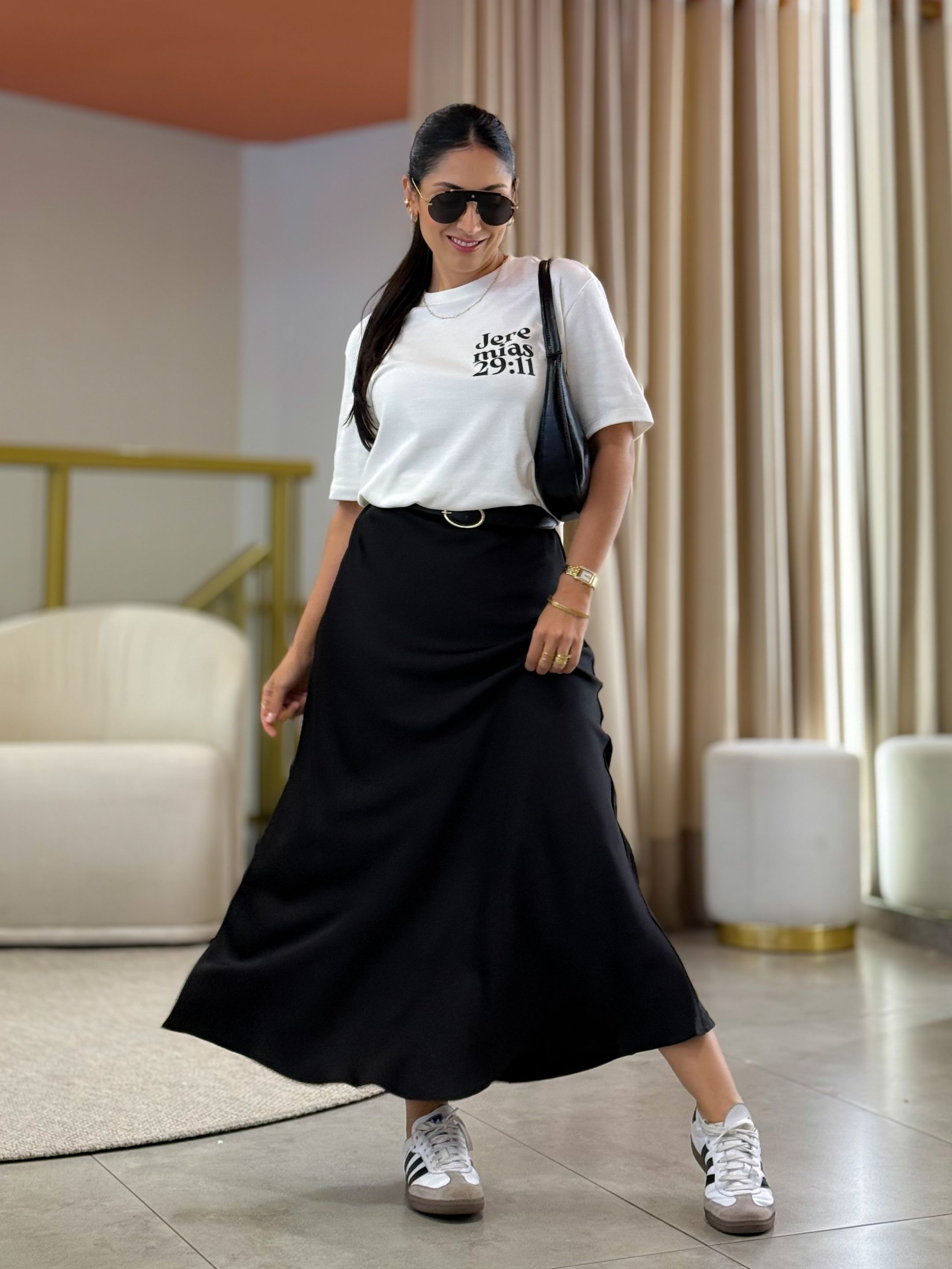 Saia Juliana Preta - Por Katia Vilar Moda Clássica 