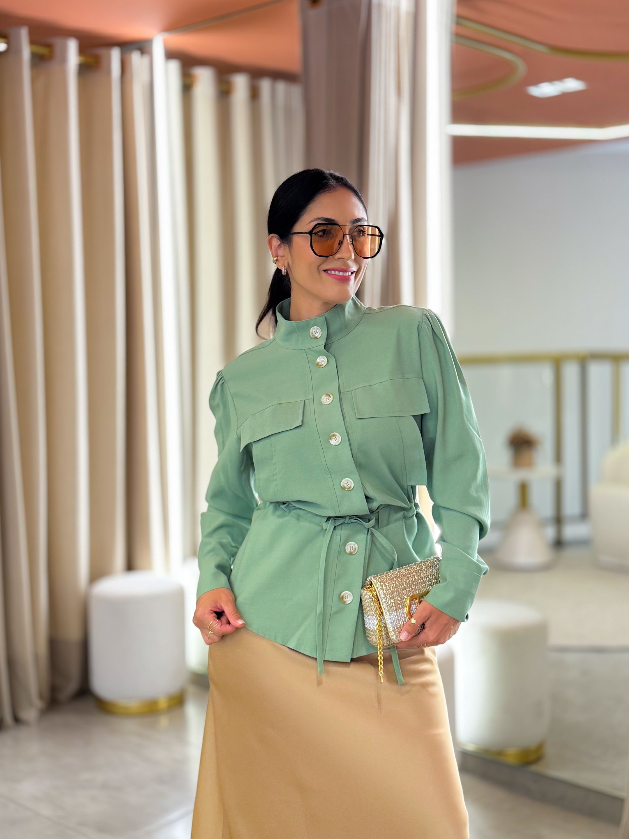 Camisa Susana Verde - Por Katia Vilar Moda Clássica 