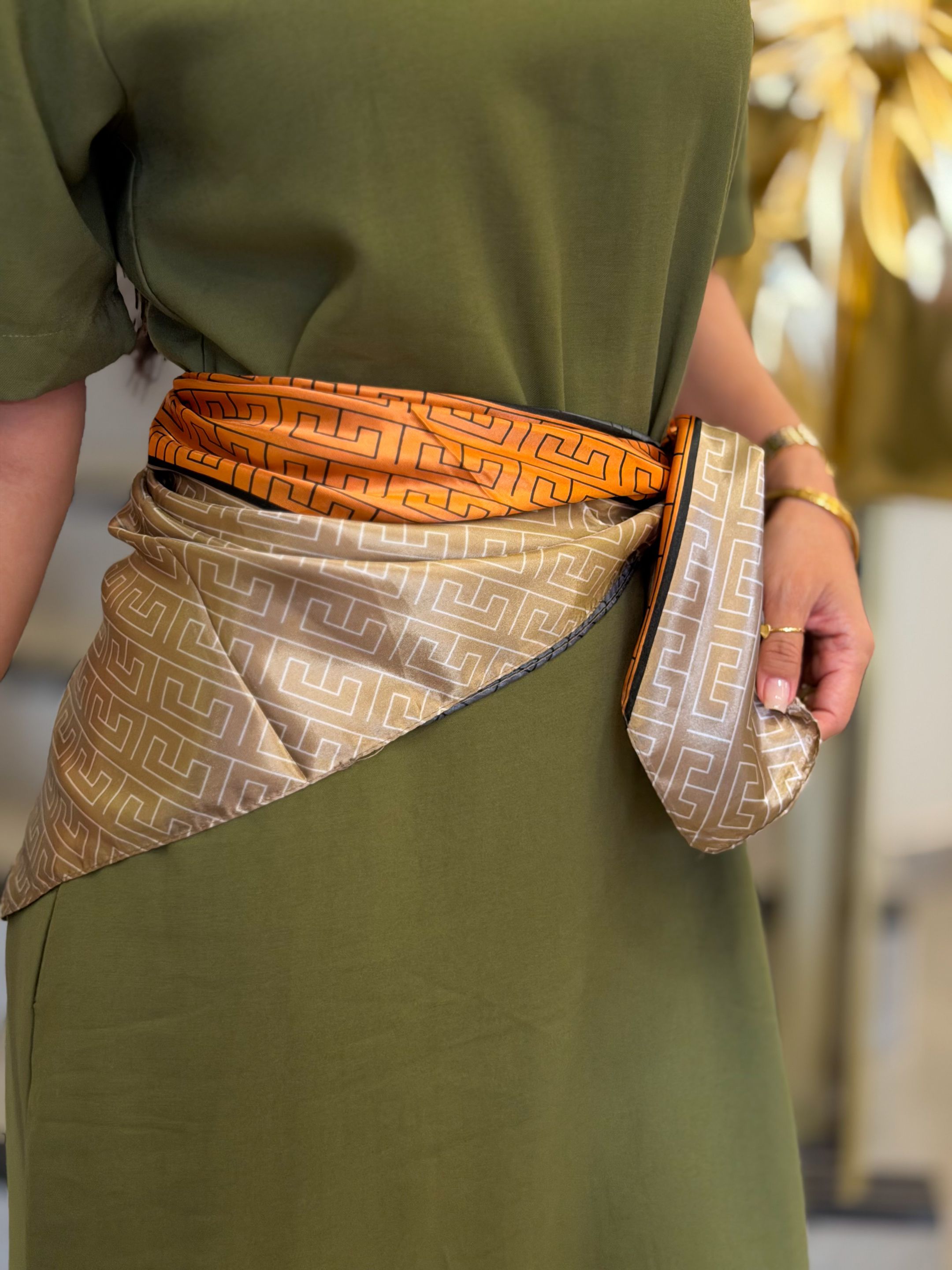 Lenço Sofia Laranja E Nude - Por Katia Vilar Moda Clássica 