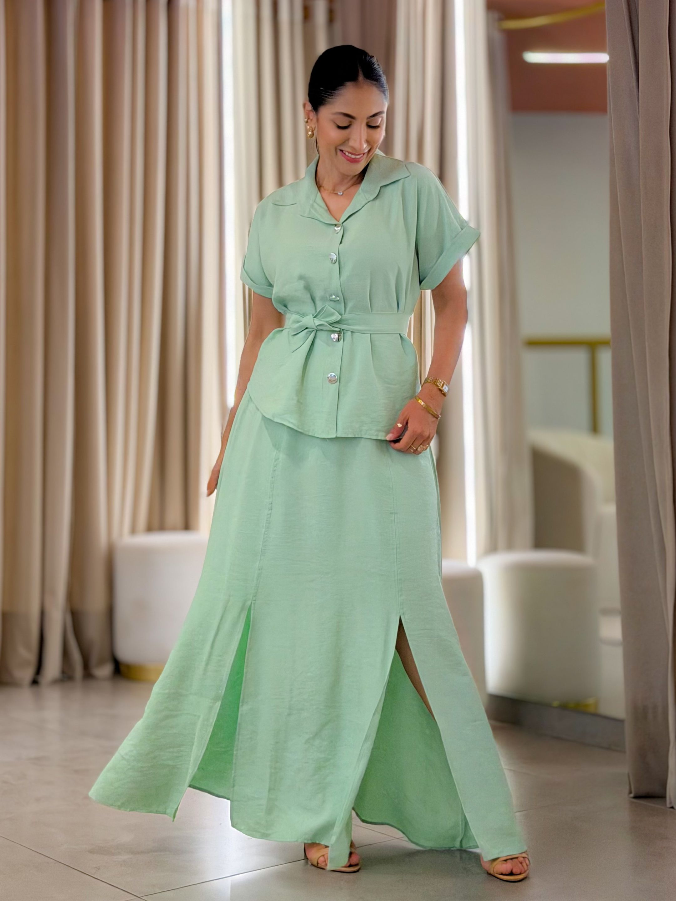 Conjunto Fabi Verde - Por Katia Vilar Moda Clássica 