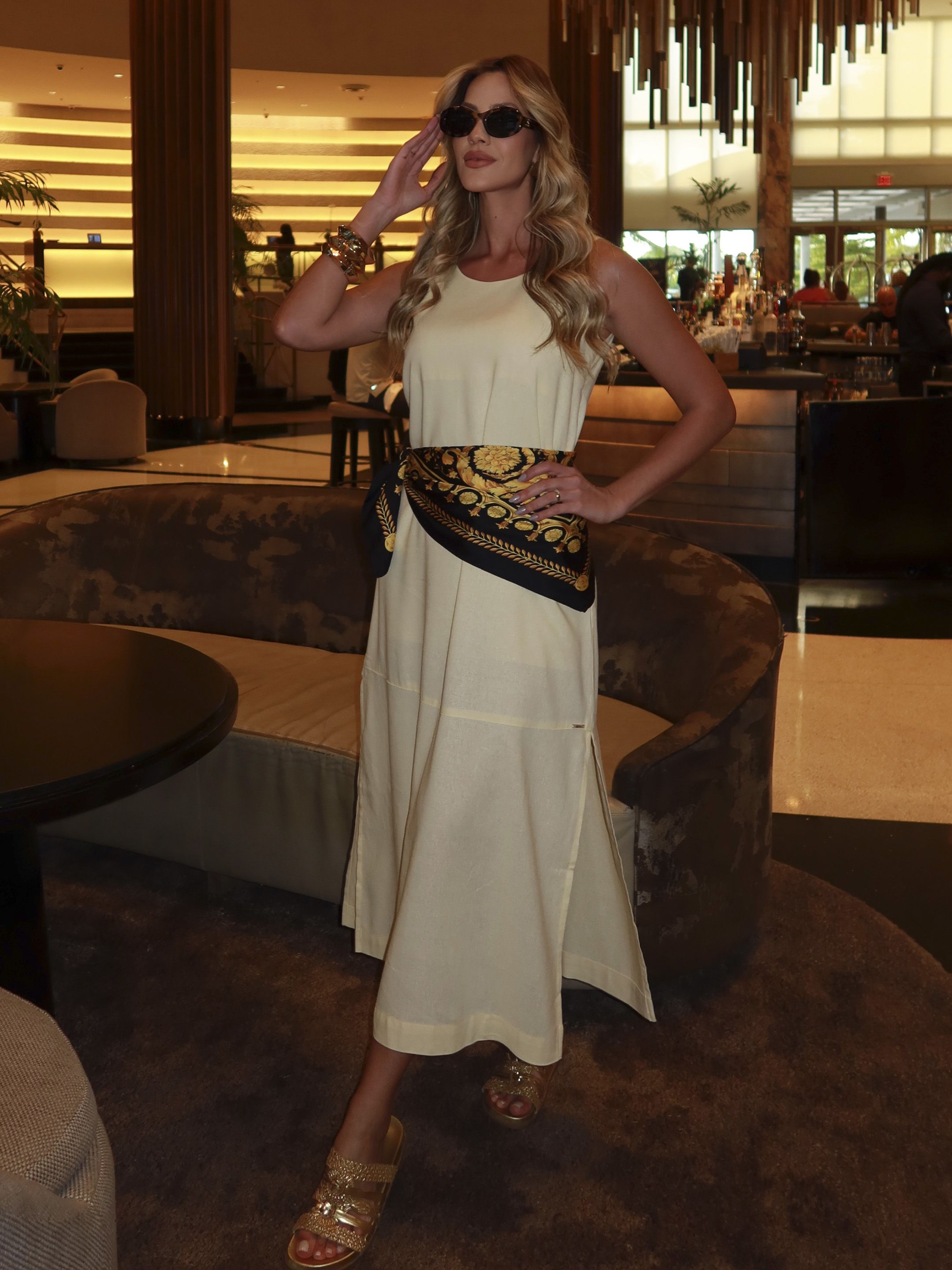 Vestido longo com fendas em li... - SIENA JEANS 