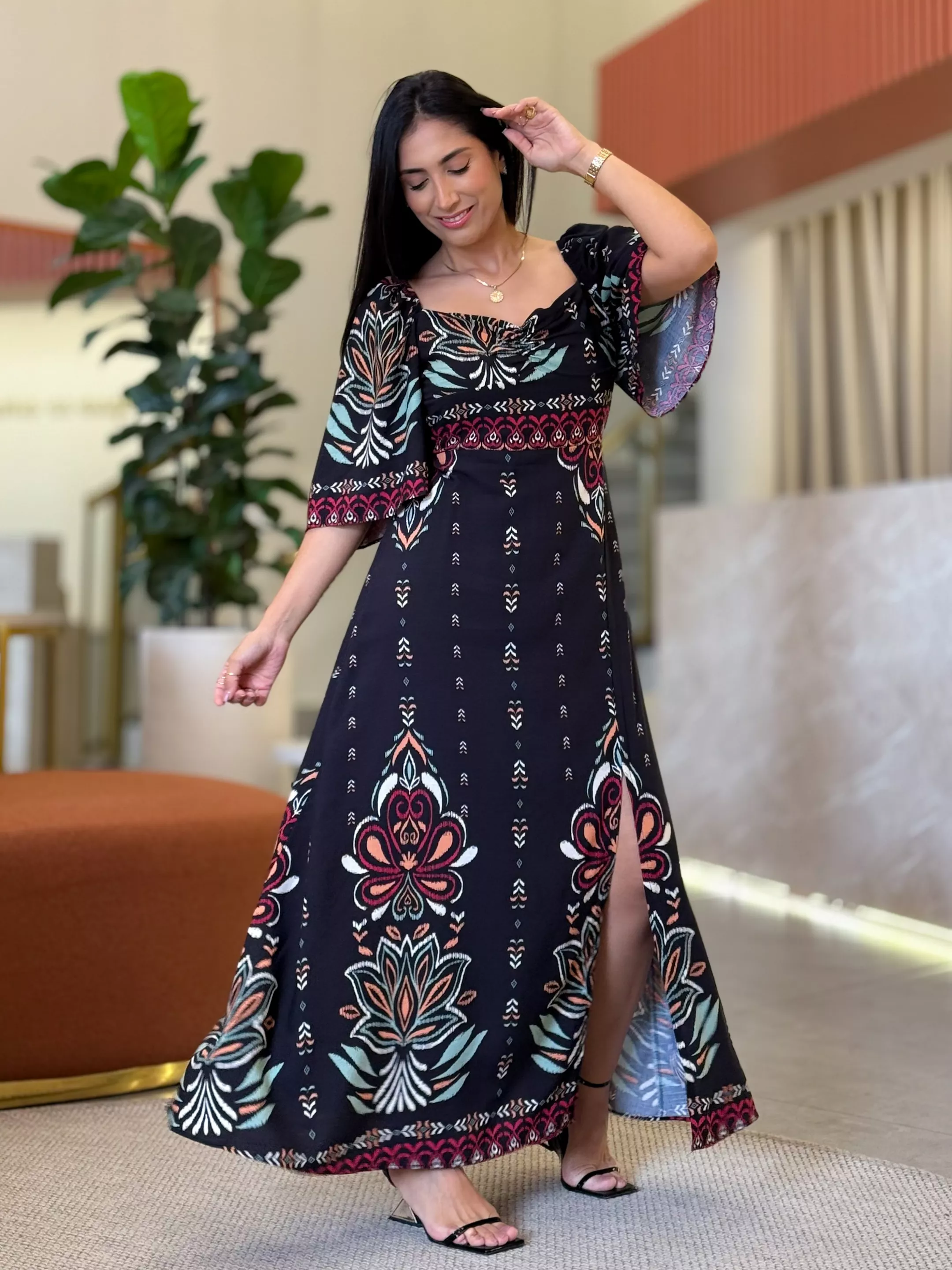 Vestido Aline Preto - Por Katia Vilar Moda Clássica 