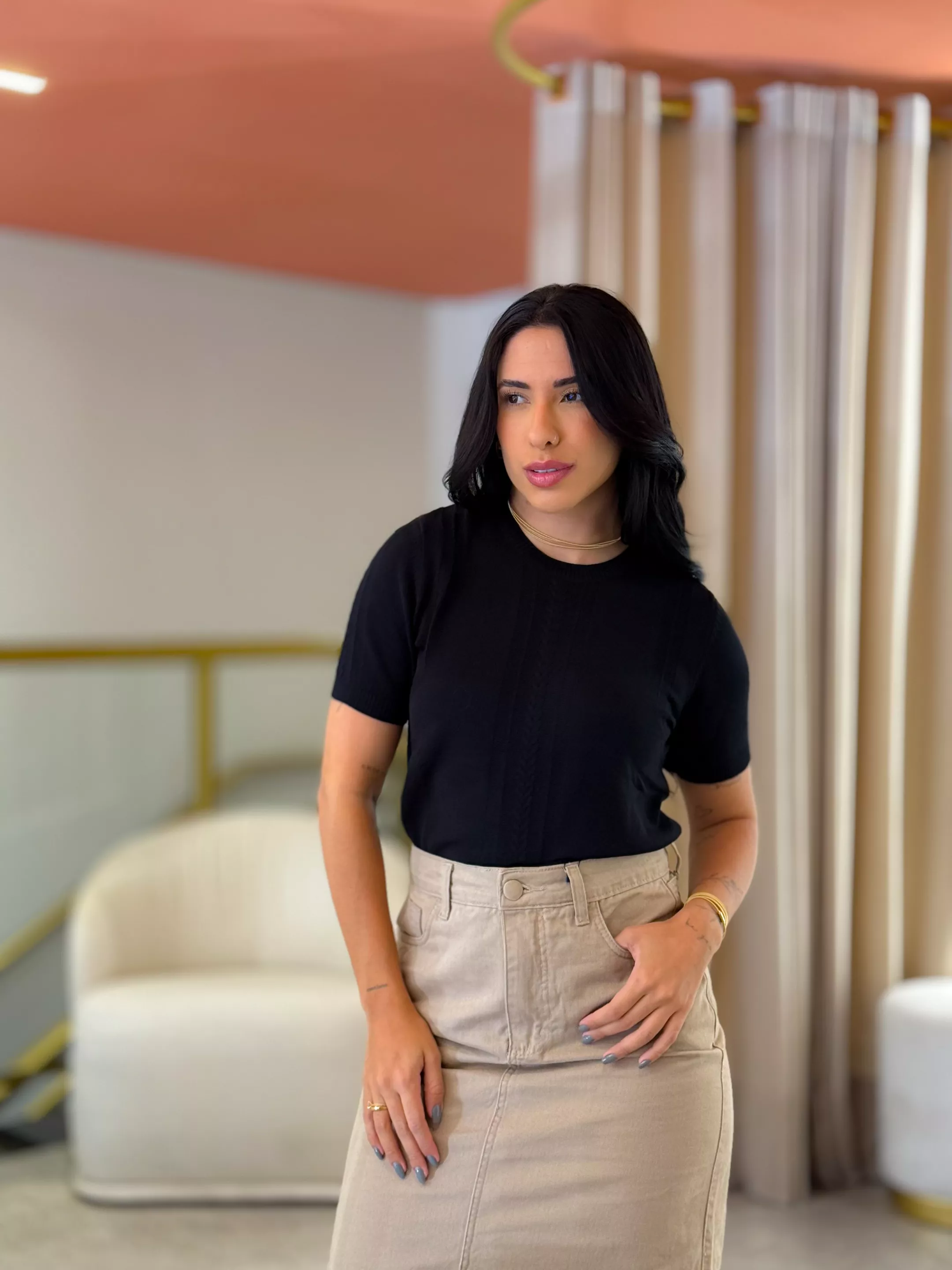 Blusa Julia Preto - Por Katia Vilar Moda Clássica 