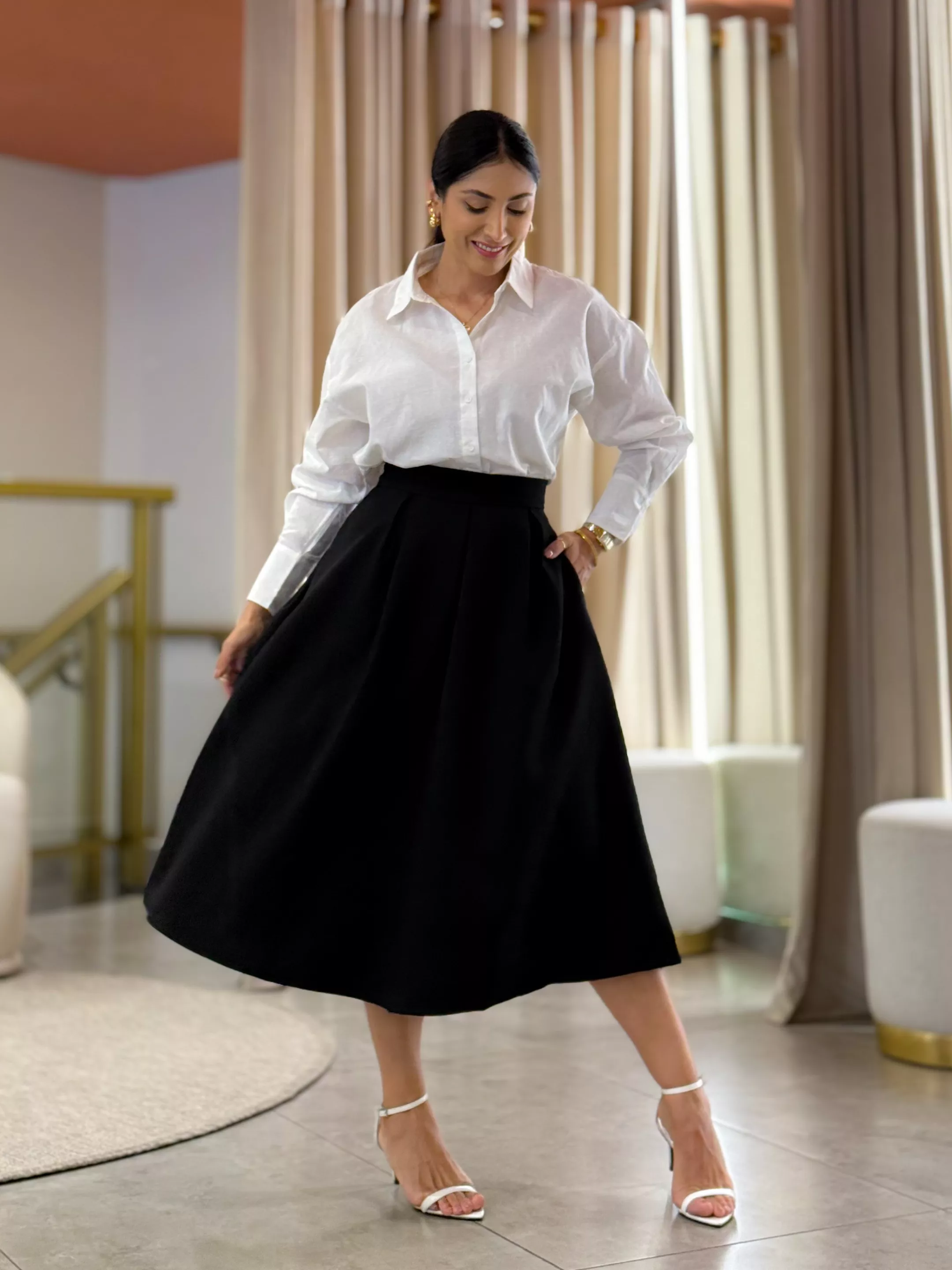 Saia Celina Preto - Por Katia Vilar Moda Clássica 