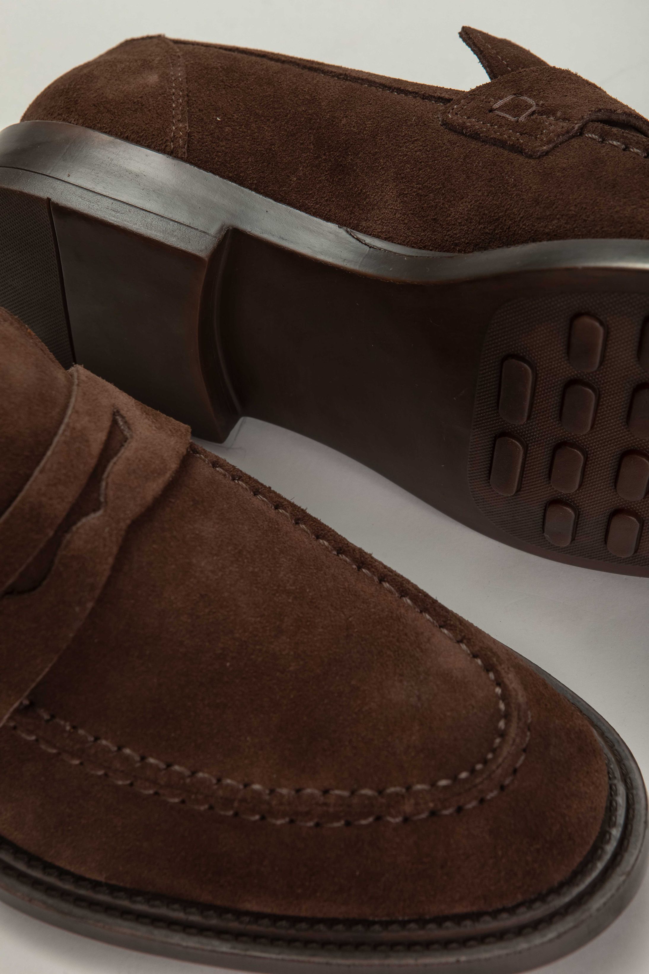 Penny Loafer Camurça Milano Terra