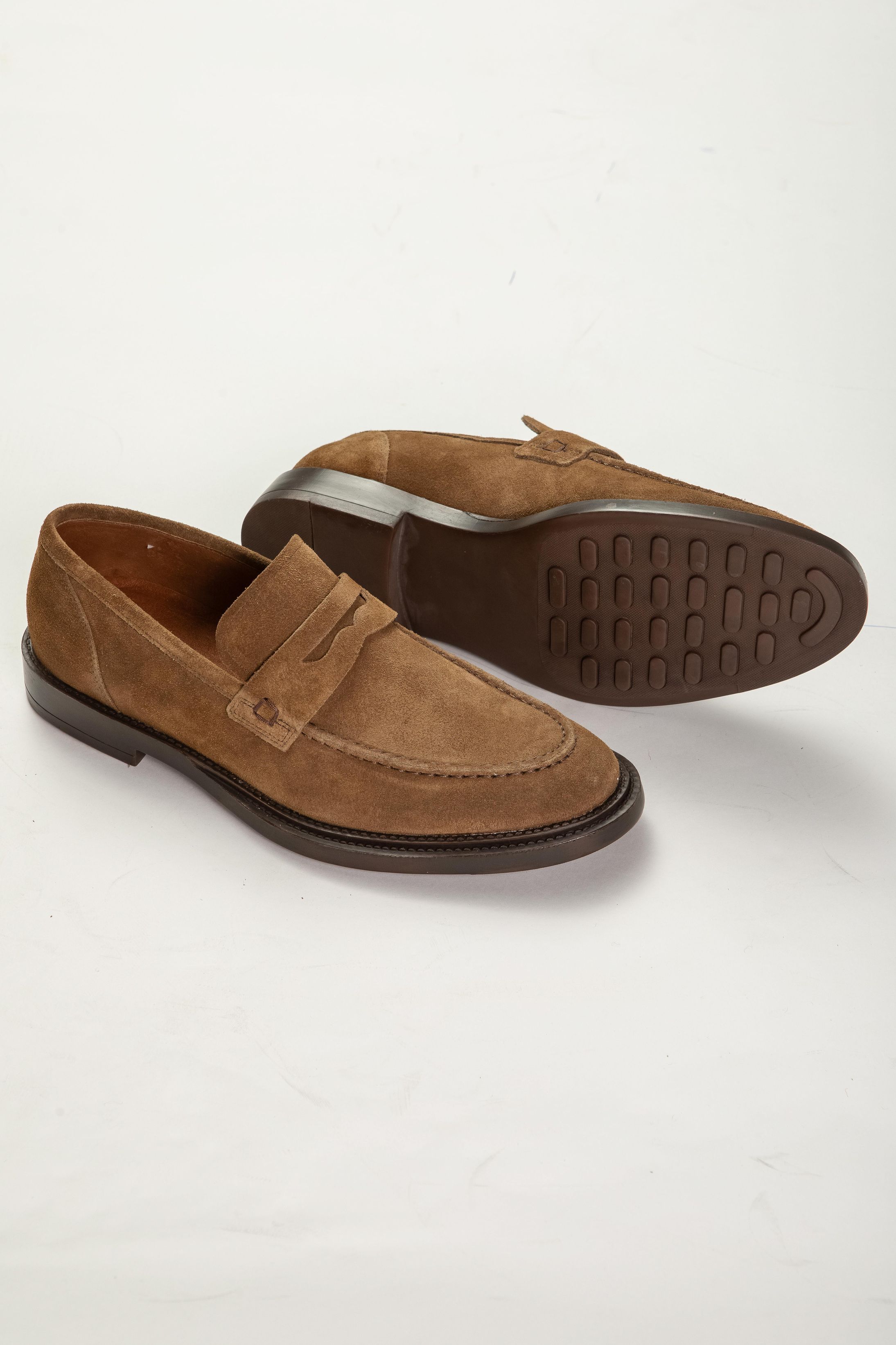 Penny Loafer Camurça Milano 