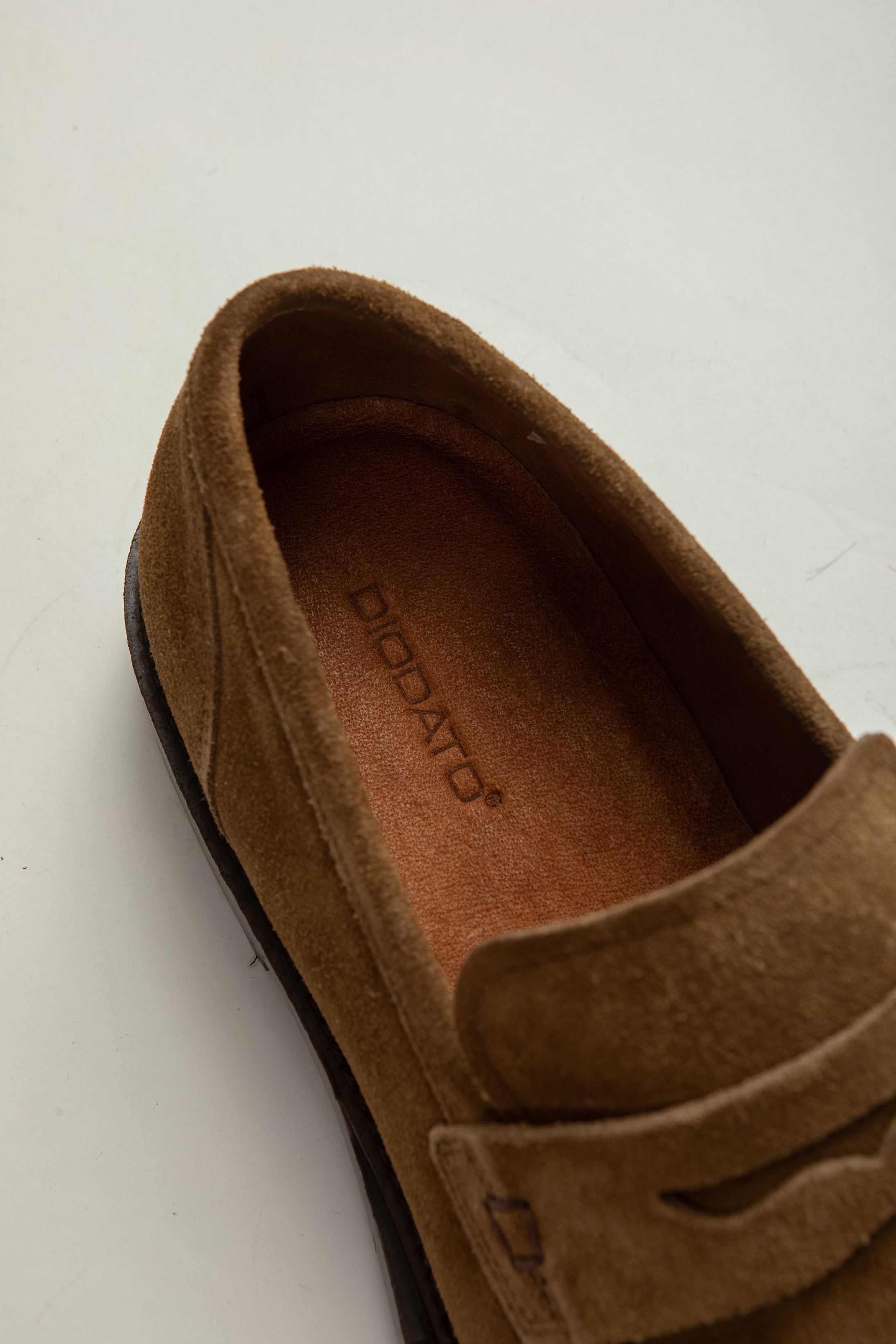 Penny Loafer Camurça Milano 