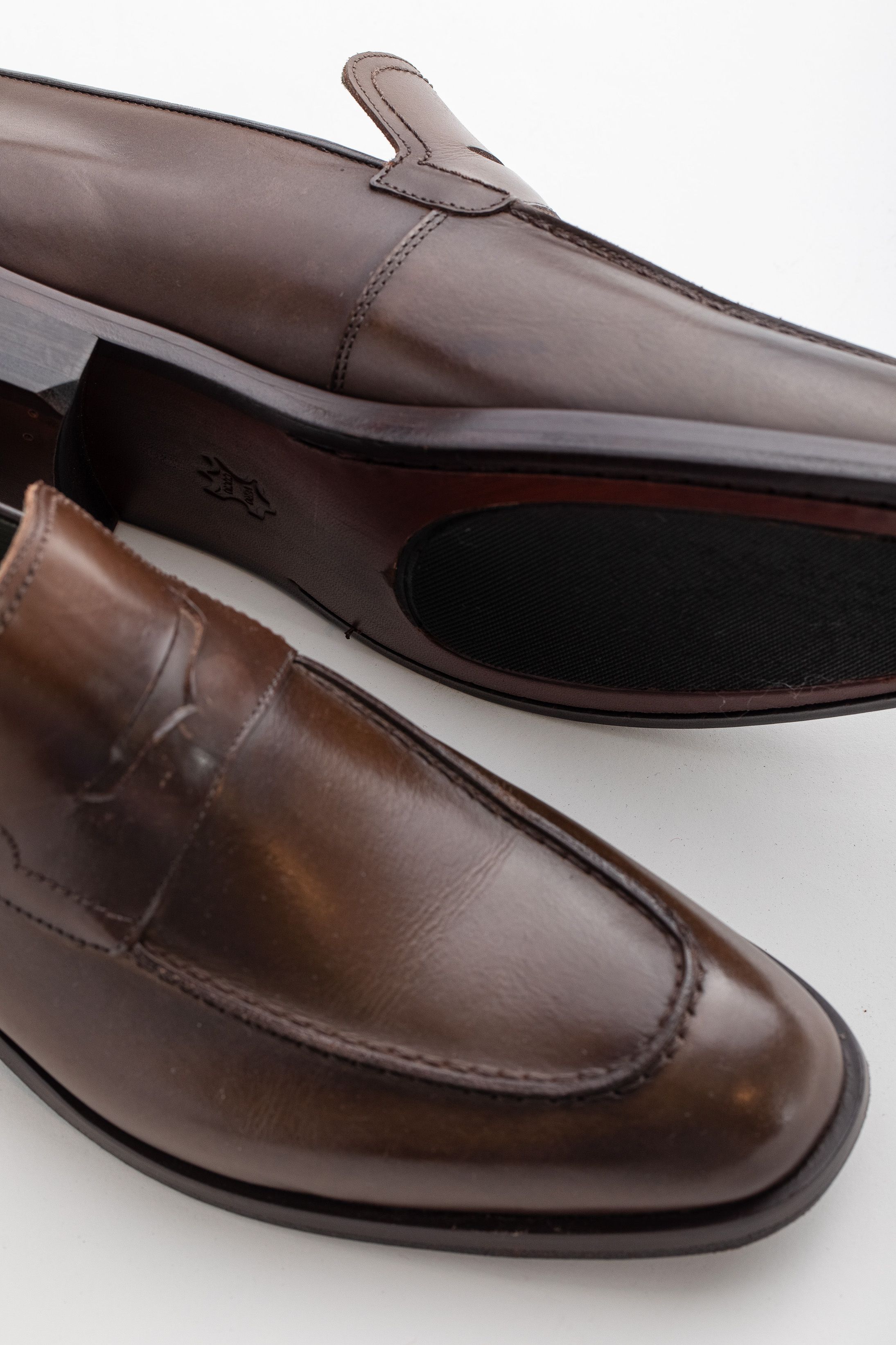 Penny Loafer Café