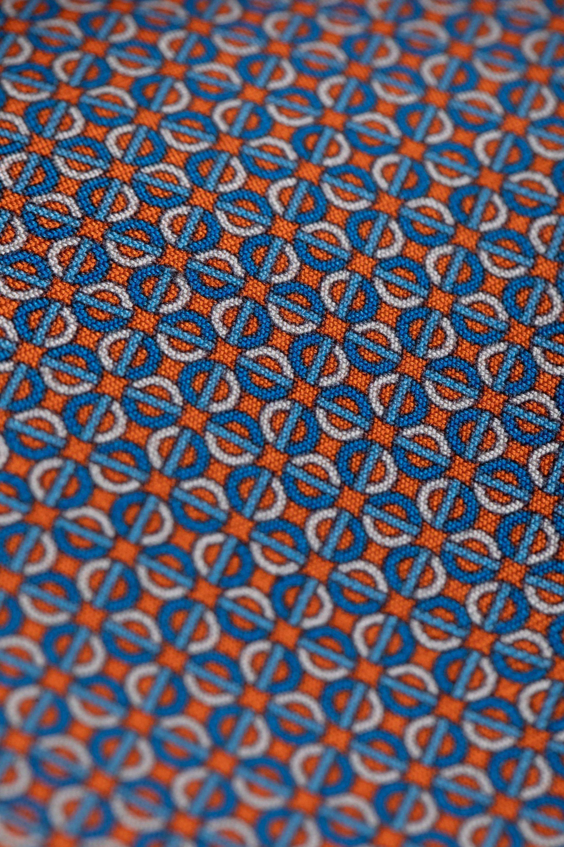 Gravata Seda Italiana Laranja micro desenho marinho