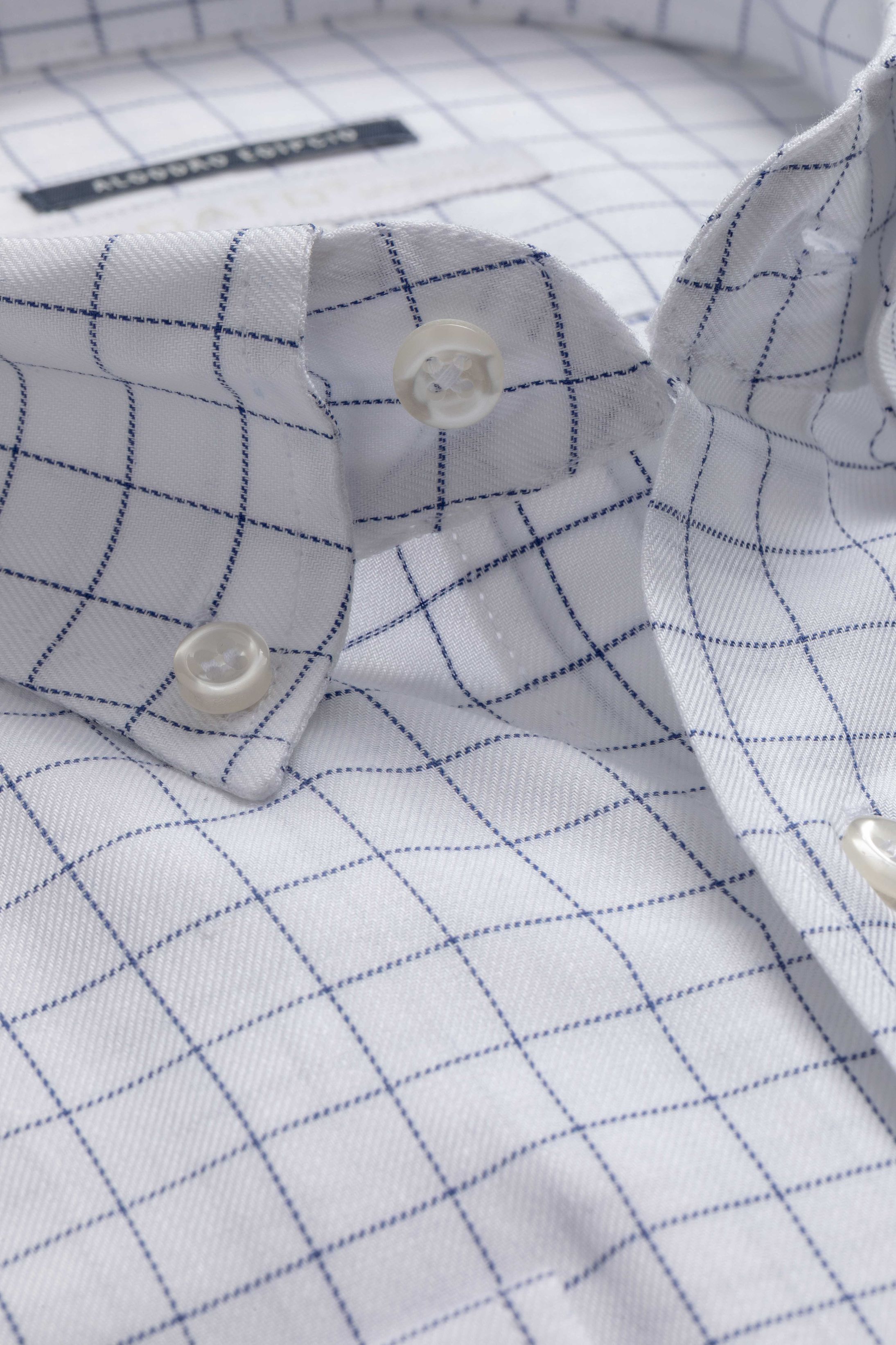 Camisa Manga Longa Regular Branco Quadriculado Azul