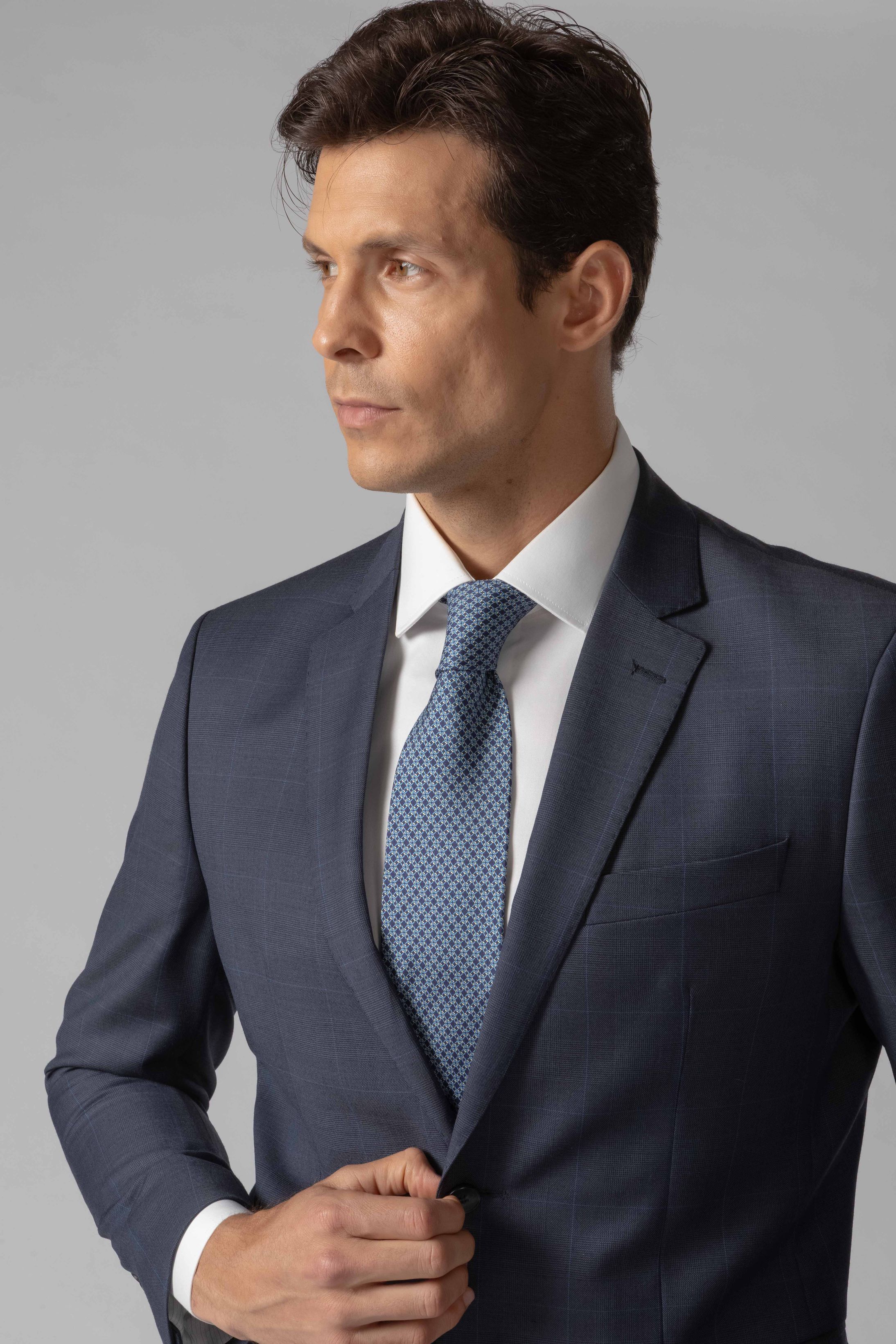 Gravata Seda Italiana Trabalhada Marinho