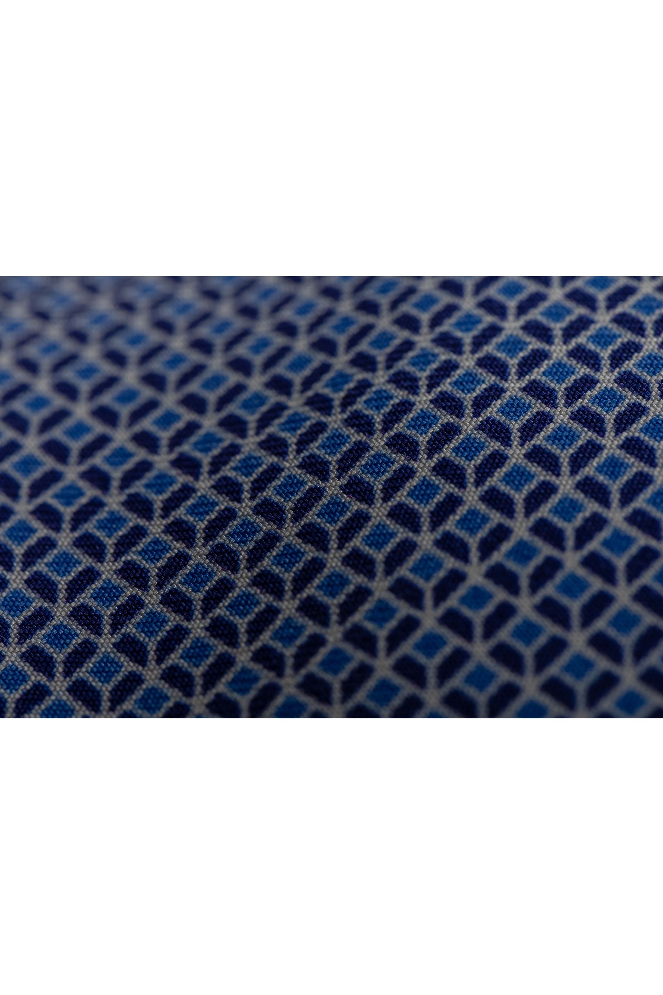 Gravata Seda Italiana Azul micro desenho branco