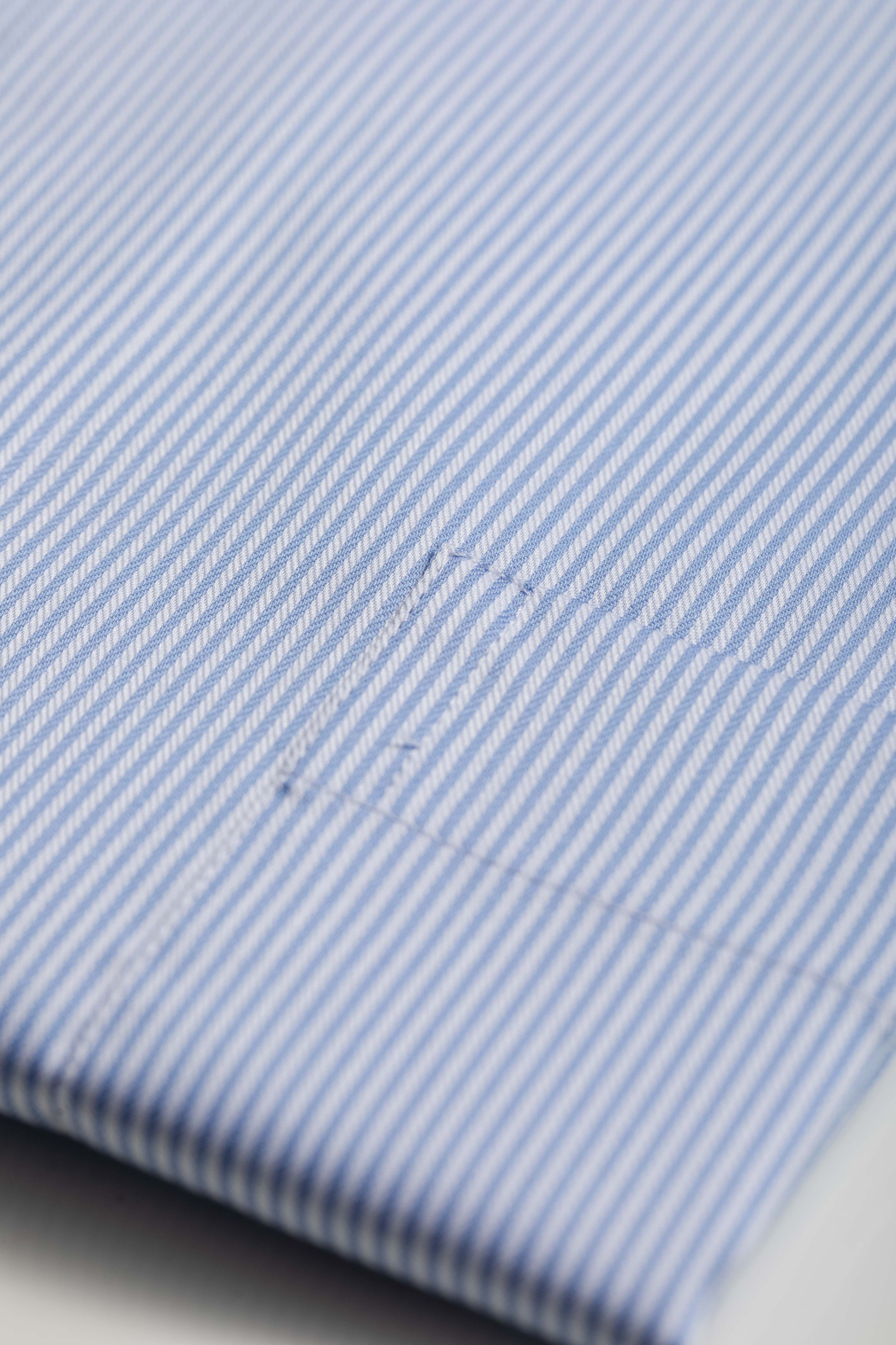 Camisa Manga Longa Regular Branco listrado azul claro