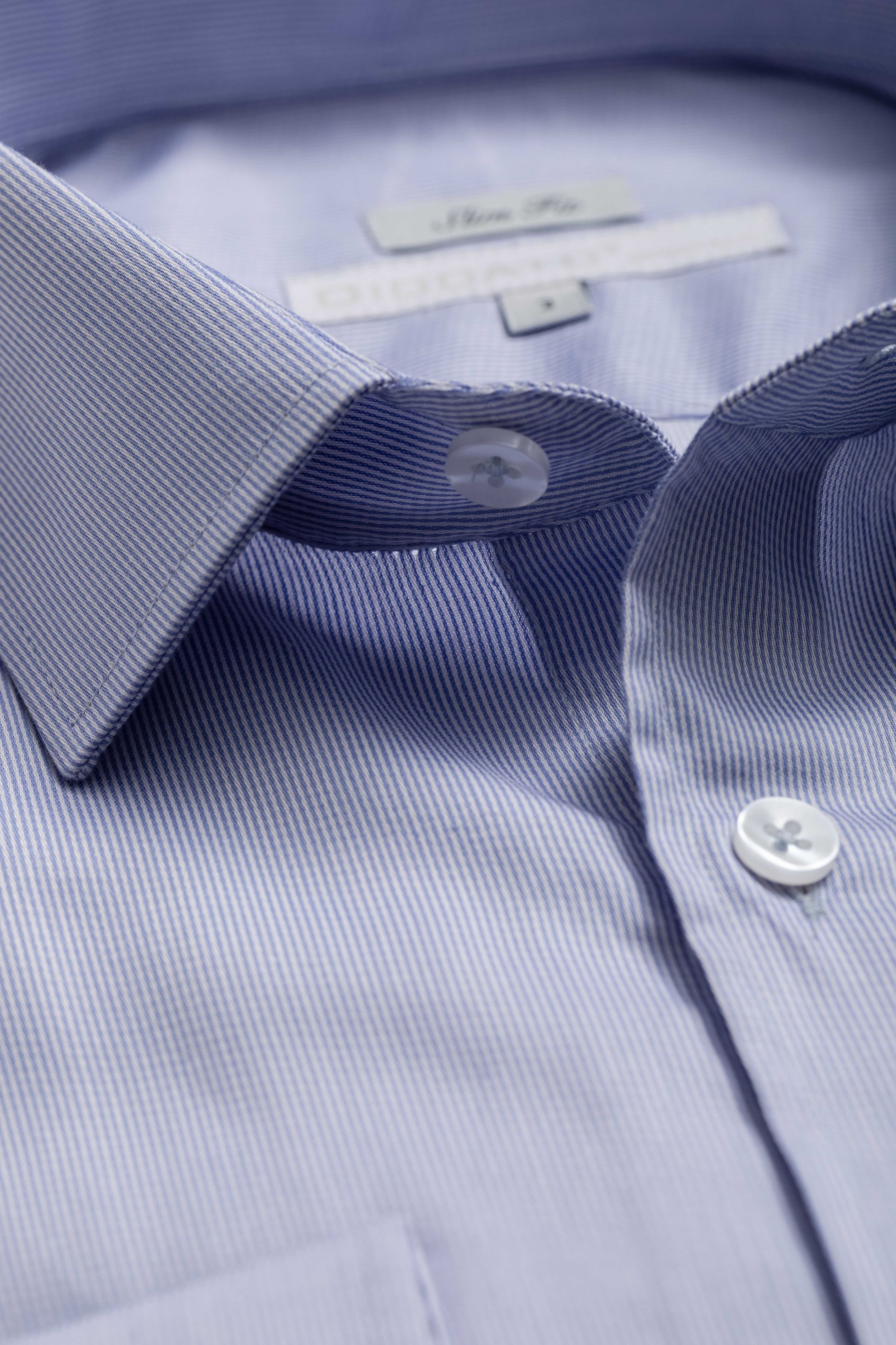 Camisa Manga Longa Slim fit Branco listrado azul 