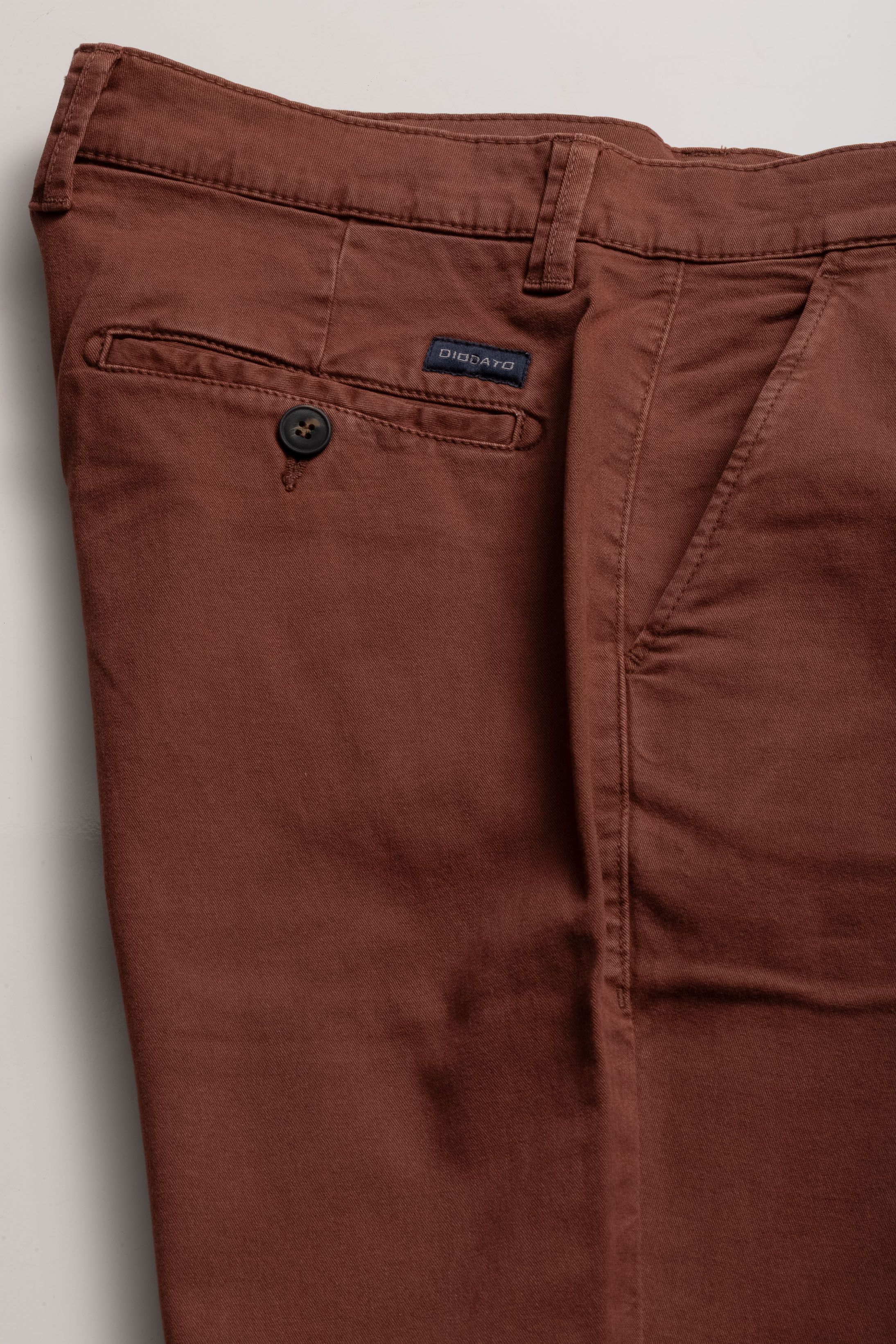 Calça Sport Marrom Slim Fit