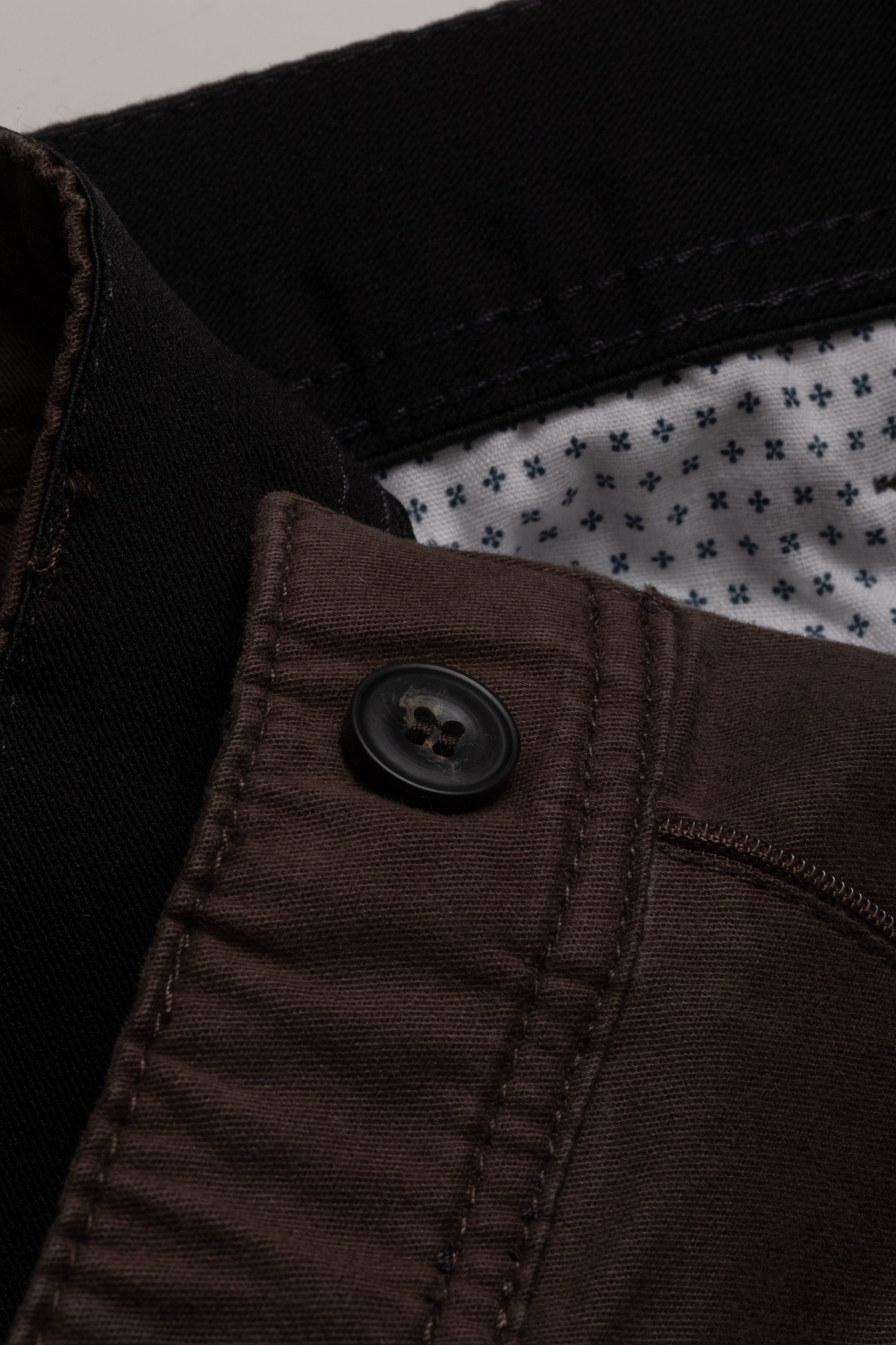 Calça Sport Regular Marrom
