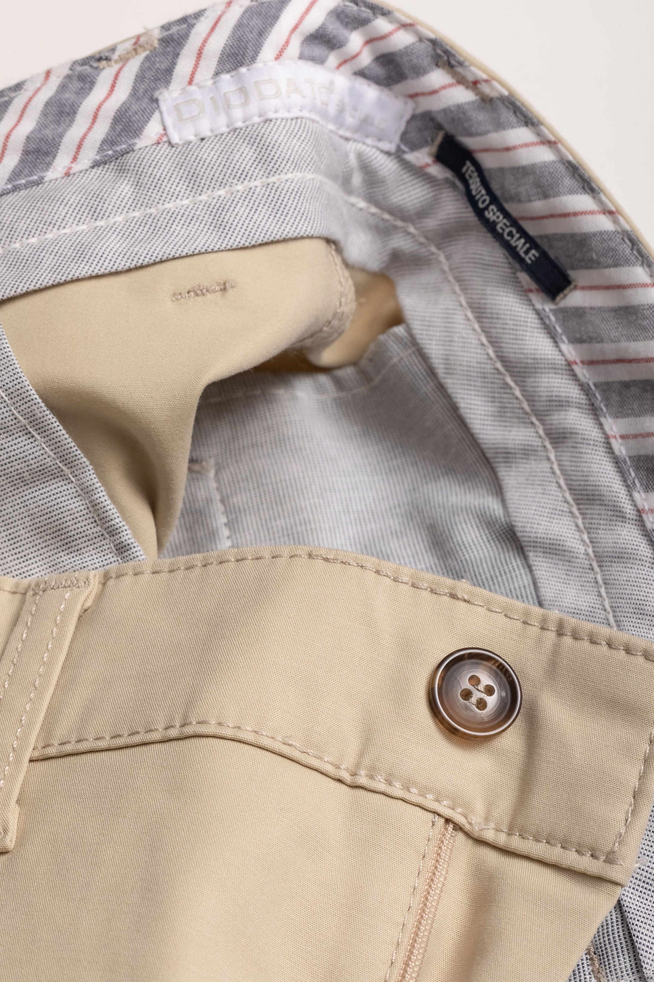Calça Sport Slim Fit Tessuto Speciale Bege