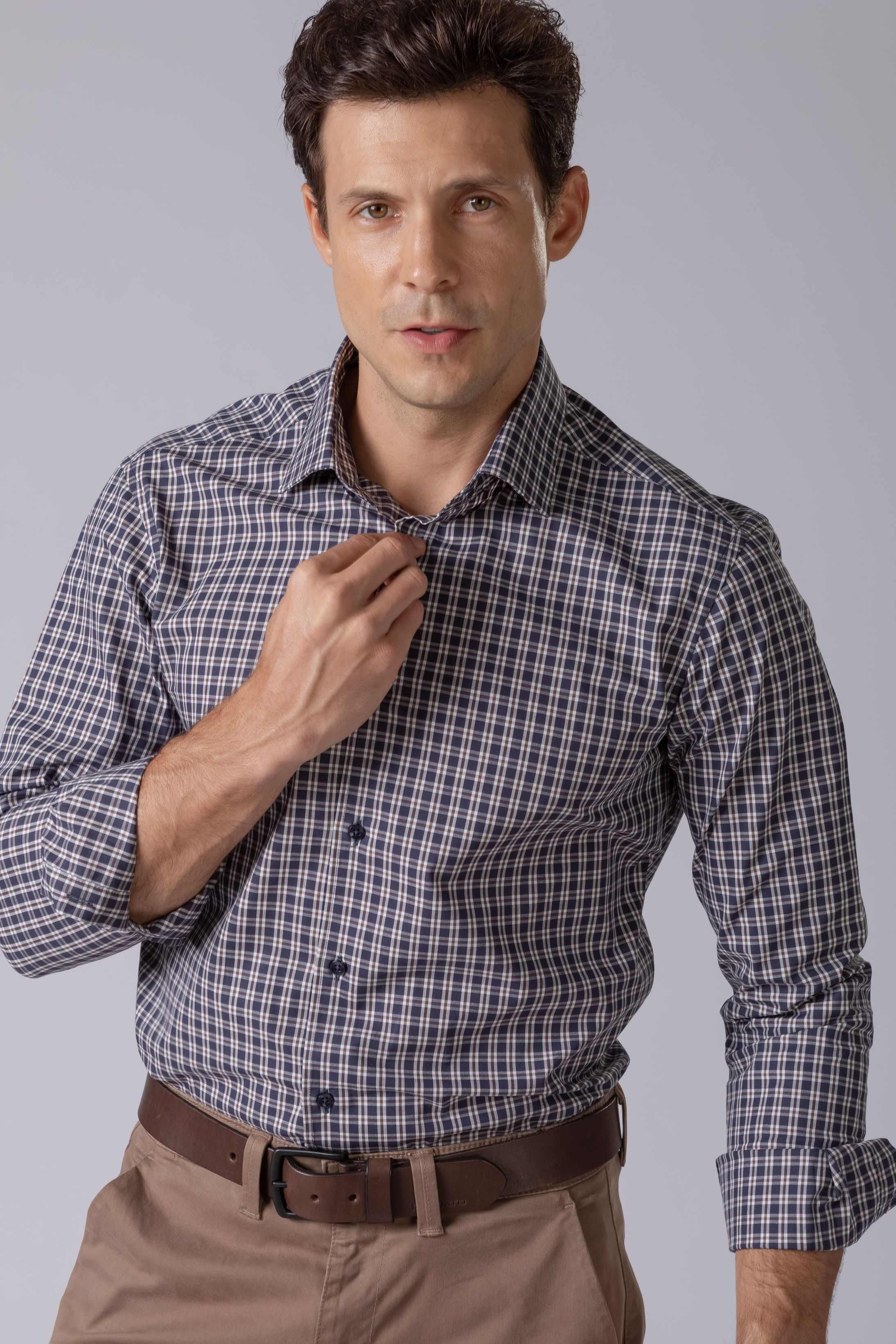 Camisa Manga Longa Regular Marinho Xadrez Marrom