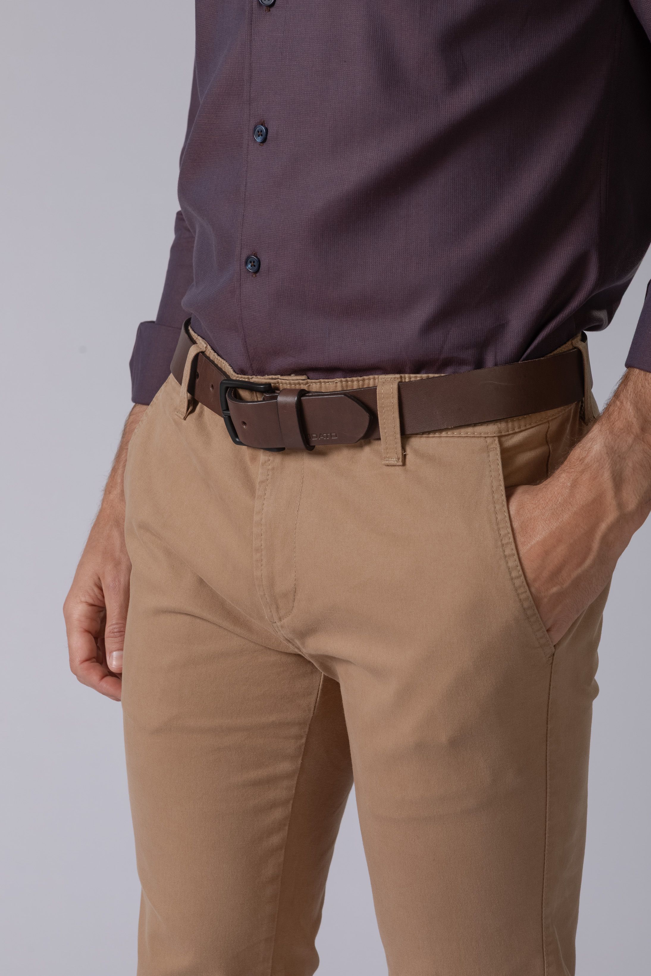 Calça Sport Slim Fit Camel 