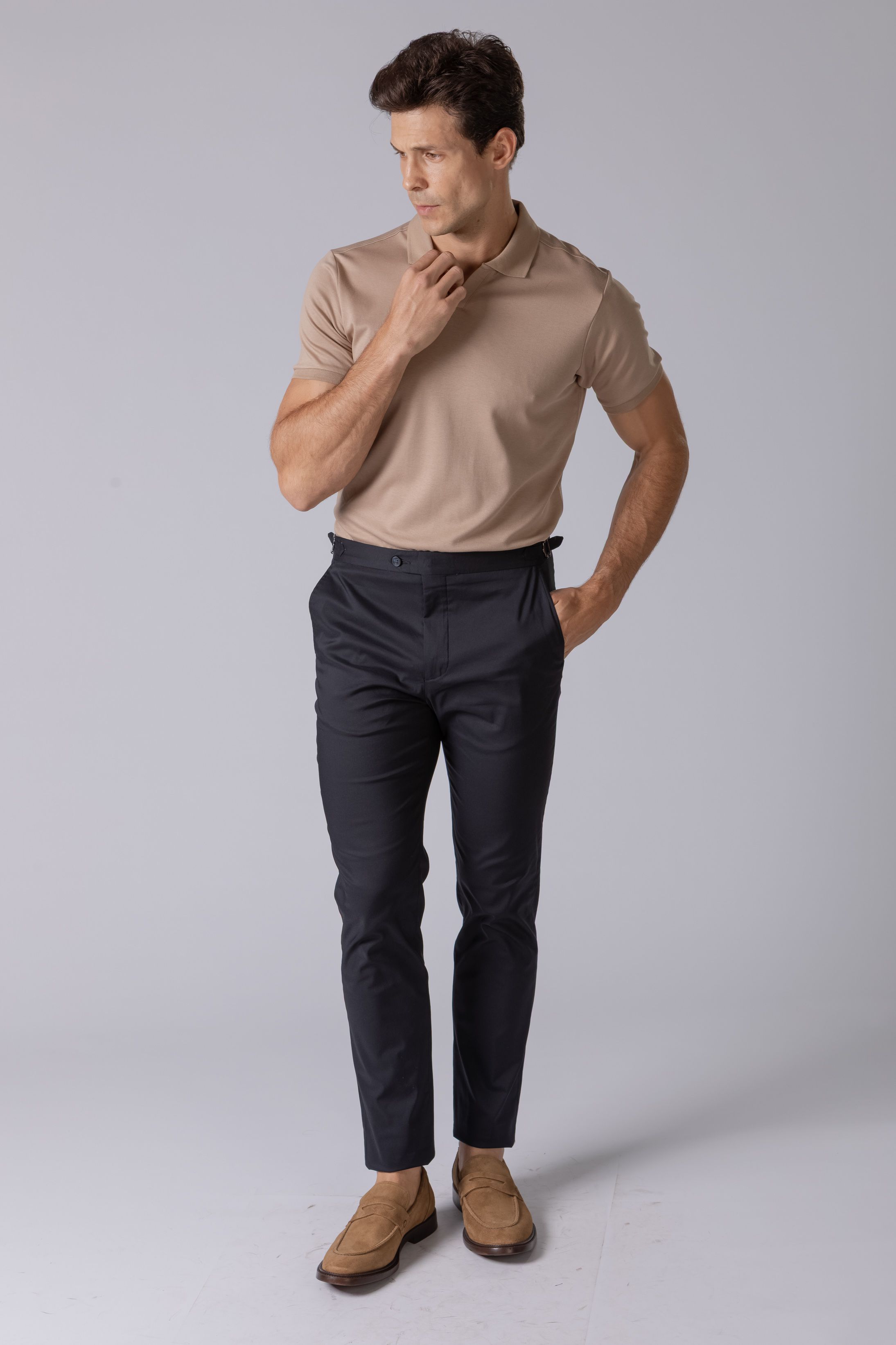 Calça sport com fivela Marinho noite