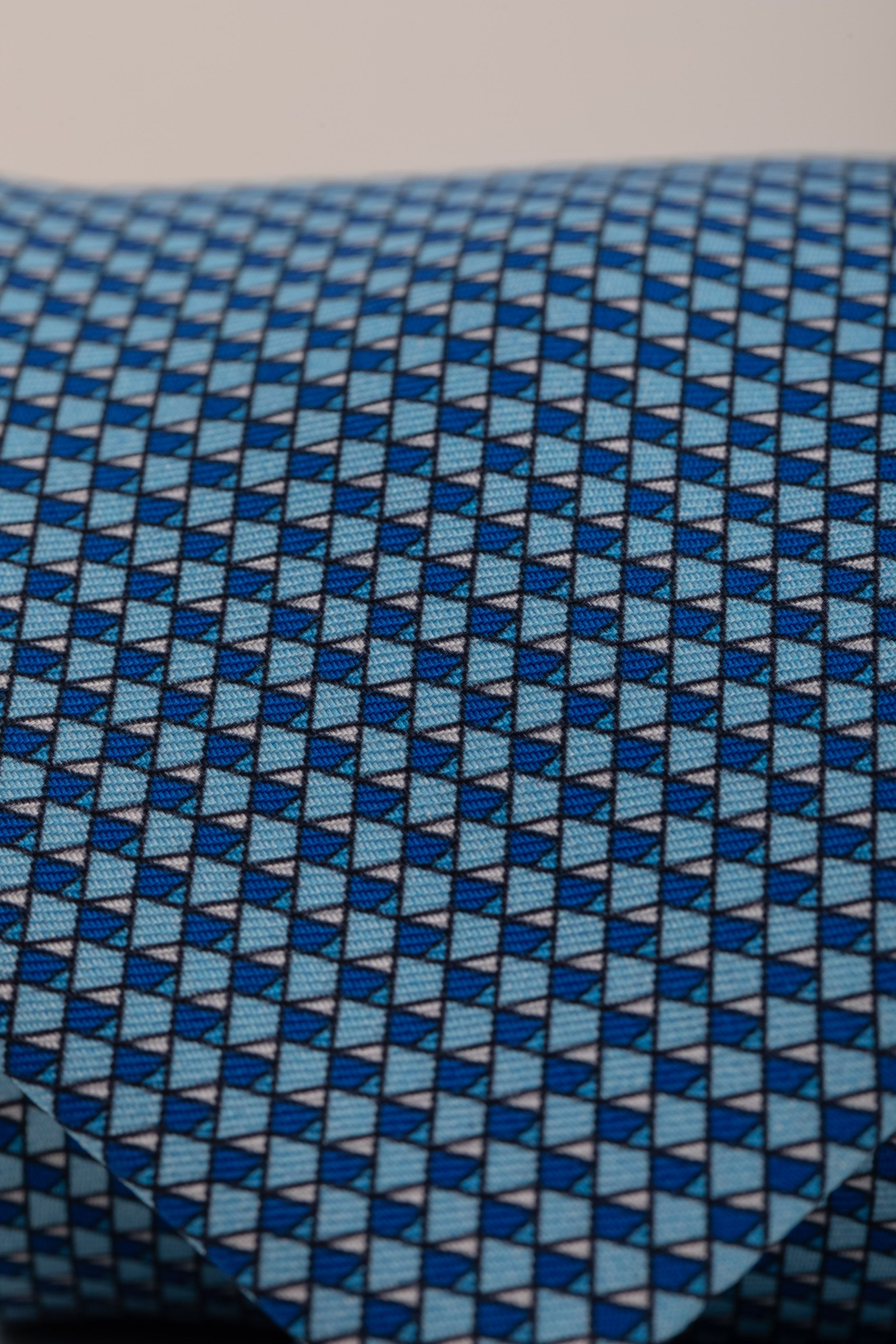 Gravata Seda Italiana Trabalhada Azul