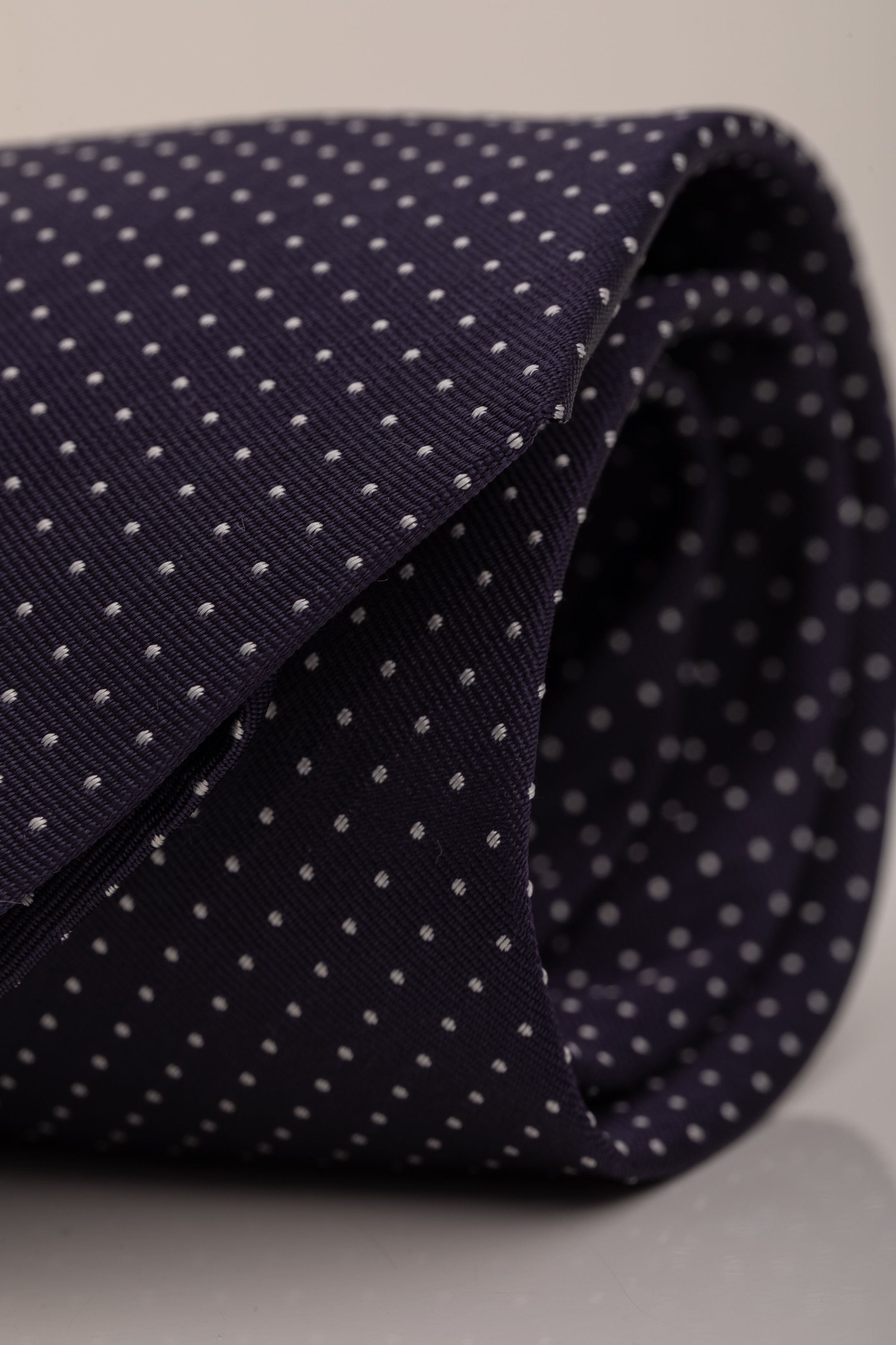 Gravata Seda Italiana Jacquard Marinho com branco