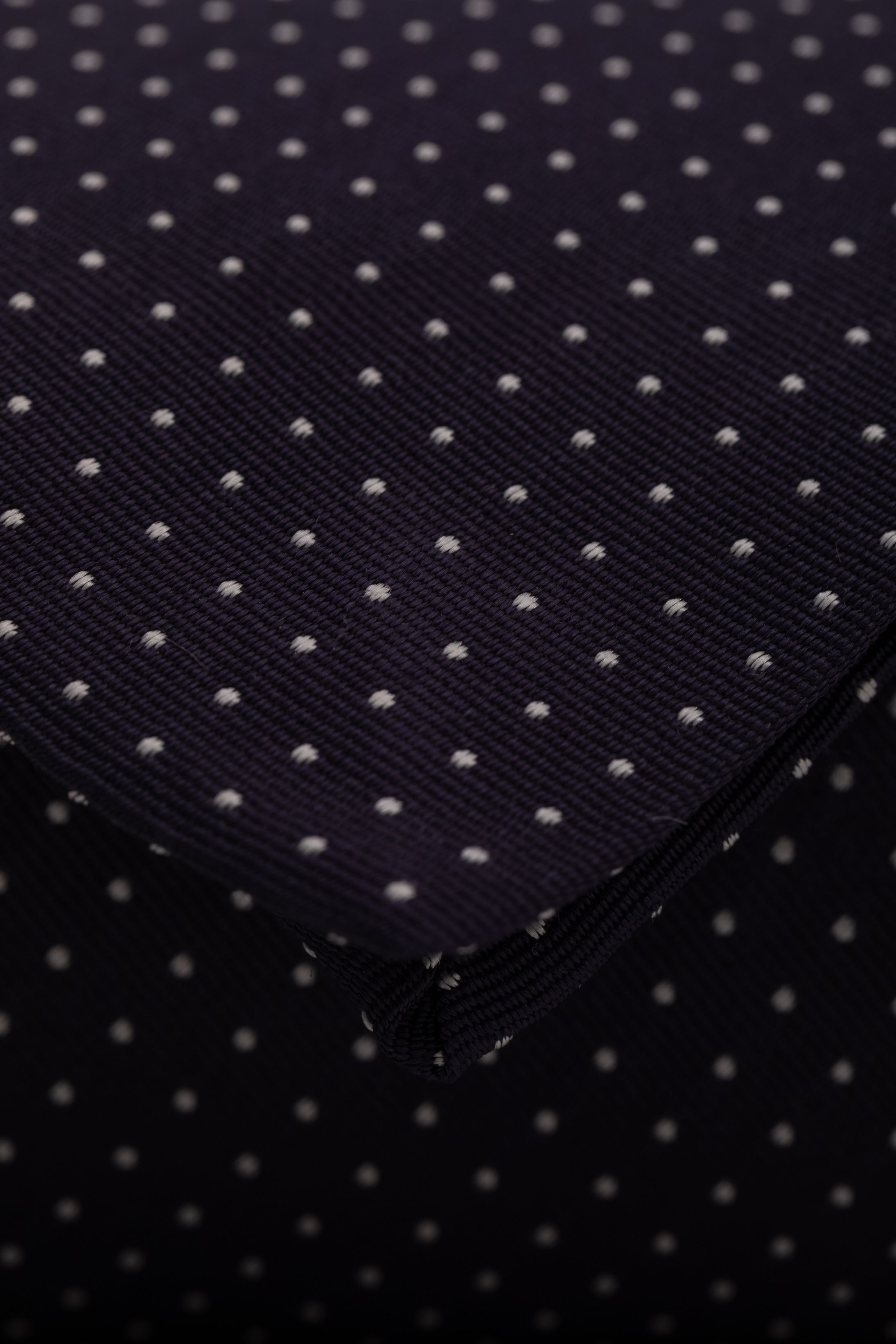 Gravata Seda Italiana Jacquard Marinho com branco
