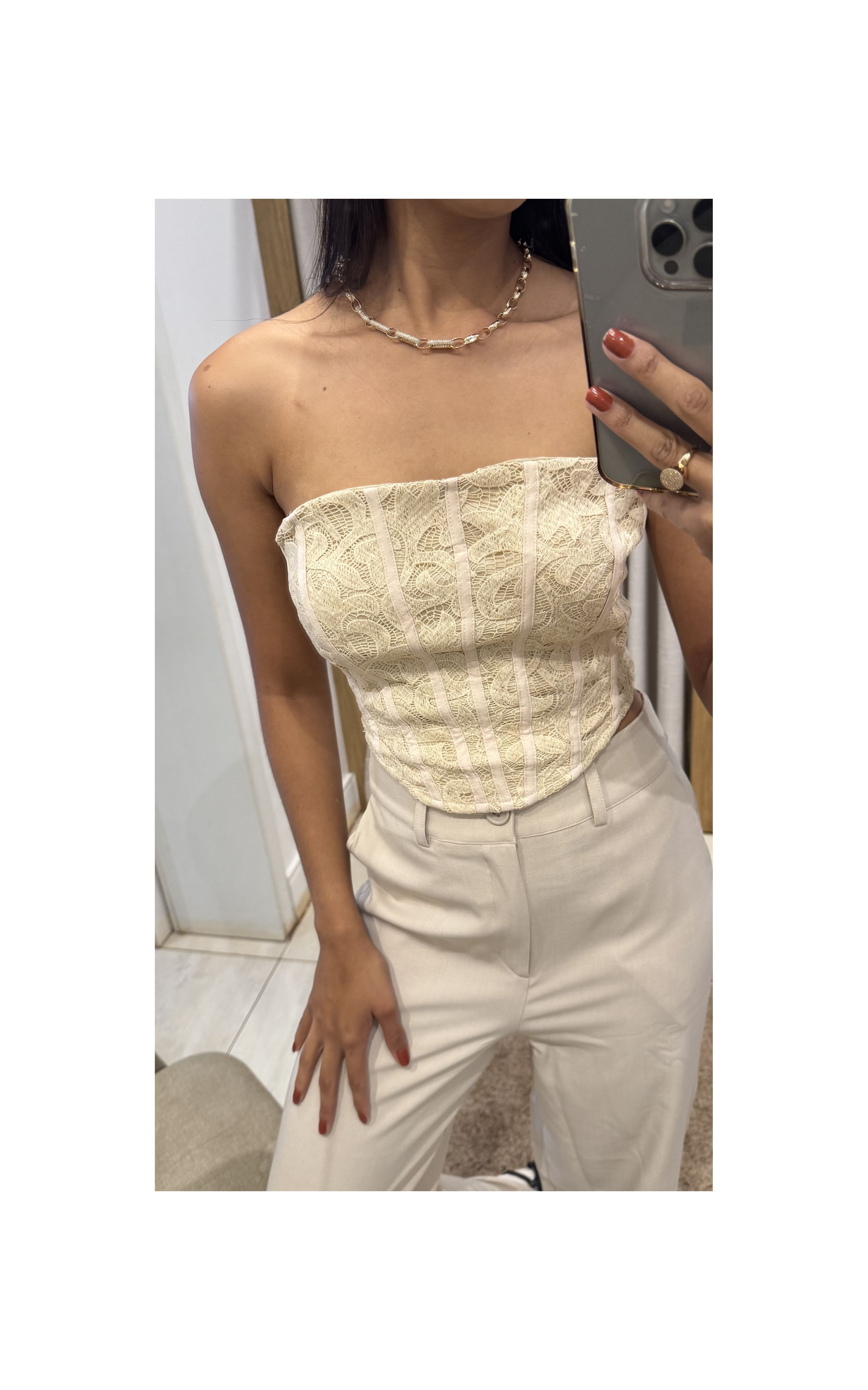 TOP RENDA BEGE BELLINA & CO - GIOVANA MODAS