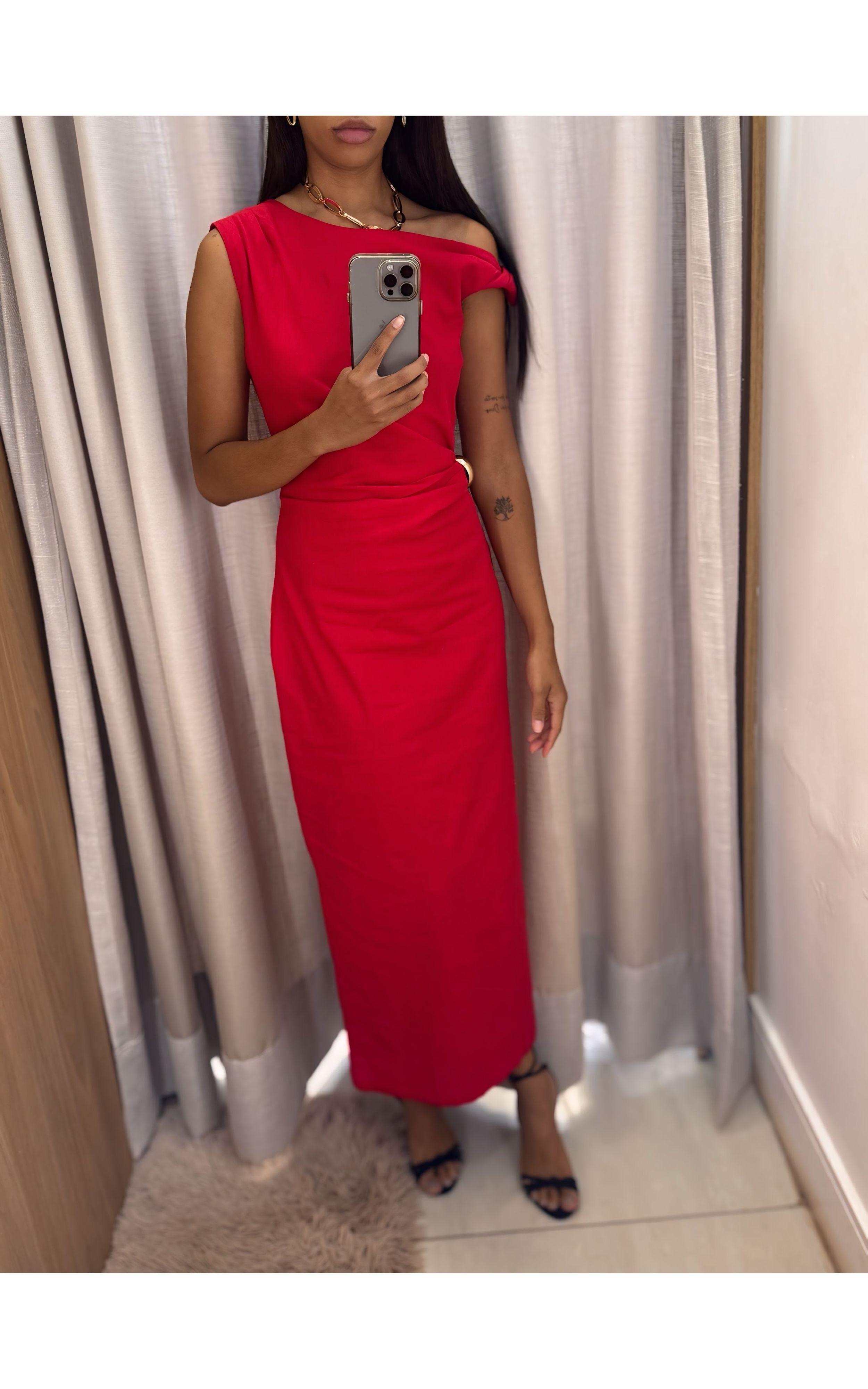 VESTIDO MIDI COM DETALHE EM FIVELA SHA SHA - GIOVANA MODAS