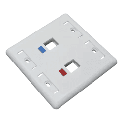 ESPELHO 4X4 P JACK RJ45 2 FURO BRANCO - 10921 - Acretec Distribuidora 