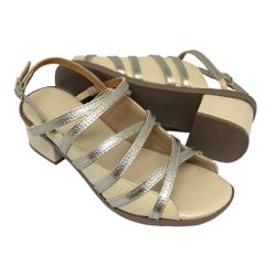Sandália Violeta - Bege com Prata velho - A de Acessórios | Sapatos Femininos