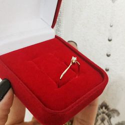 ANEL DE OURO AMARELO 18K - DIAMANTE - CAMÉLIA - ALIANÇAS RAINHA VIRTUAL 