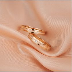 ALIANÇA DE OURO 18K - Modelo Atena - ACO1004 - Almeida Prada