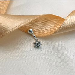Pircing em Prata - Modelo Flor Tragus / Helix - PM... - Almeida Prada