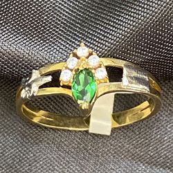Anel em ouro 18 k com 2.5 gramas com 5 pedras de z... - Almeida Prada
