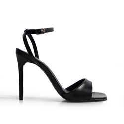 SANDÁLIA CORA PRETA SALTO FINO - AMITE & CO.