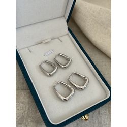 Brinco Argola Triangular Banhado a Ródio Branco -... - ANA B ACESSÓRIOS