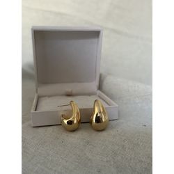 BRINCO ARGOLA GOTA BOLD BANHADA A OURO - W61 - ANA B ACESSÓRIOS
