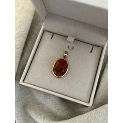 PINGENTE RESINA OVAL TERRACOTA BANHADO A OURO - 01 - ANA B ACESSÓRIOS