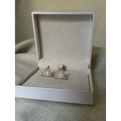 Brinco Triângulo Cravejado Banhada a Ouro - bbr62 - ANA B ACESSÓRIOS