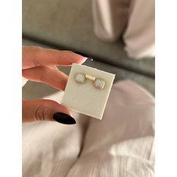 BRINCO QUADRADO CRAVEJADO ABAULADO BANHADO A OURO ... - ANA B ACESSÓRIOS